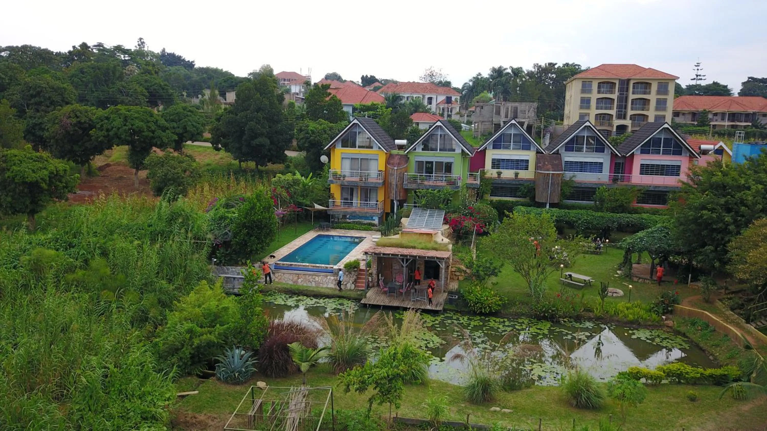 Property building in Yellow Haven Lodge