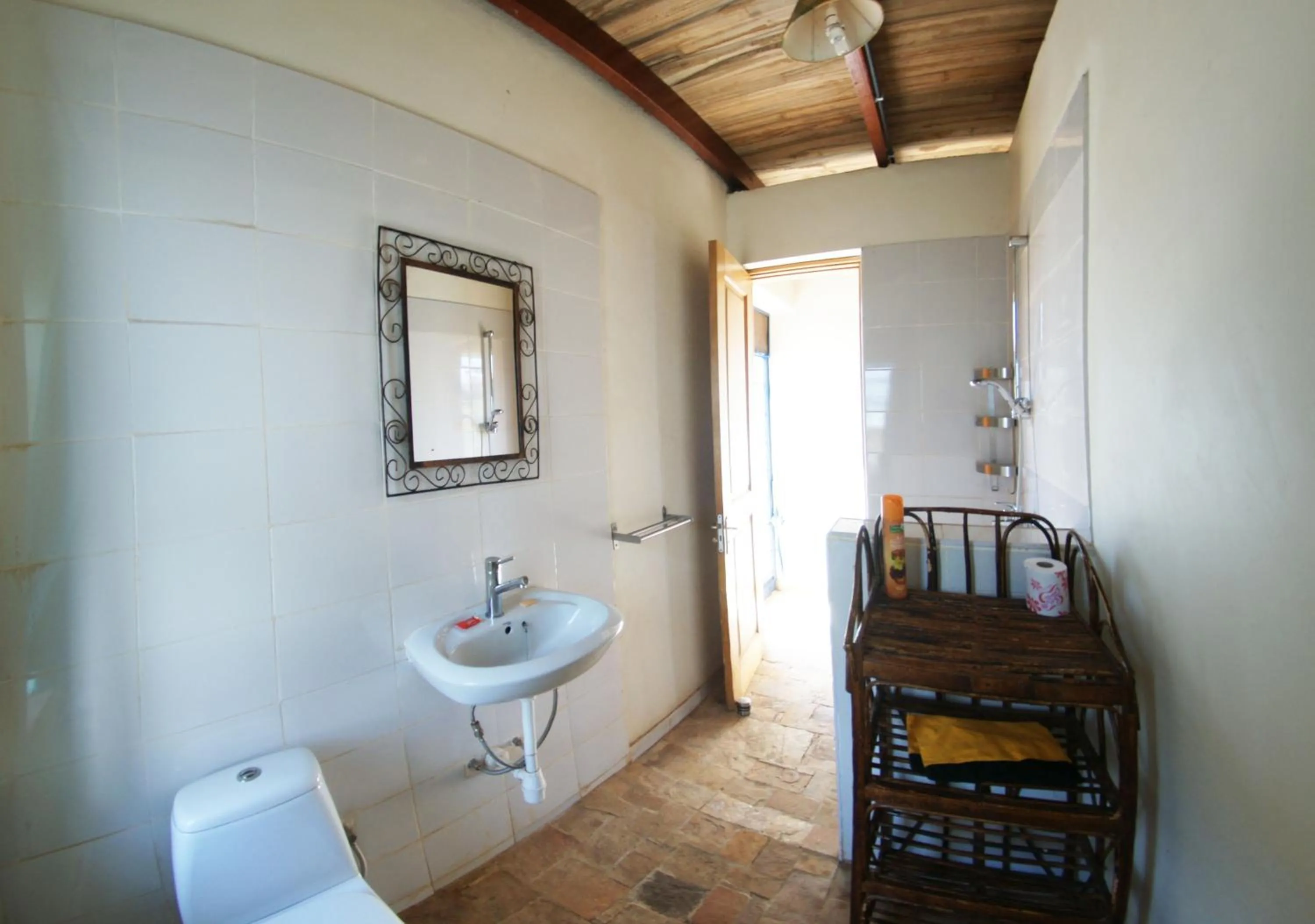 Bathroom in Yellow Haven Lodge