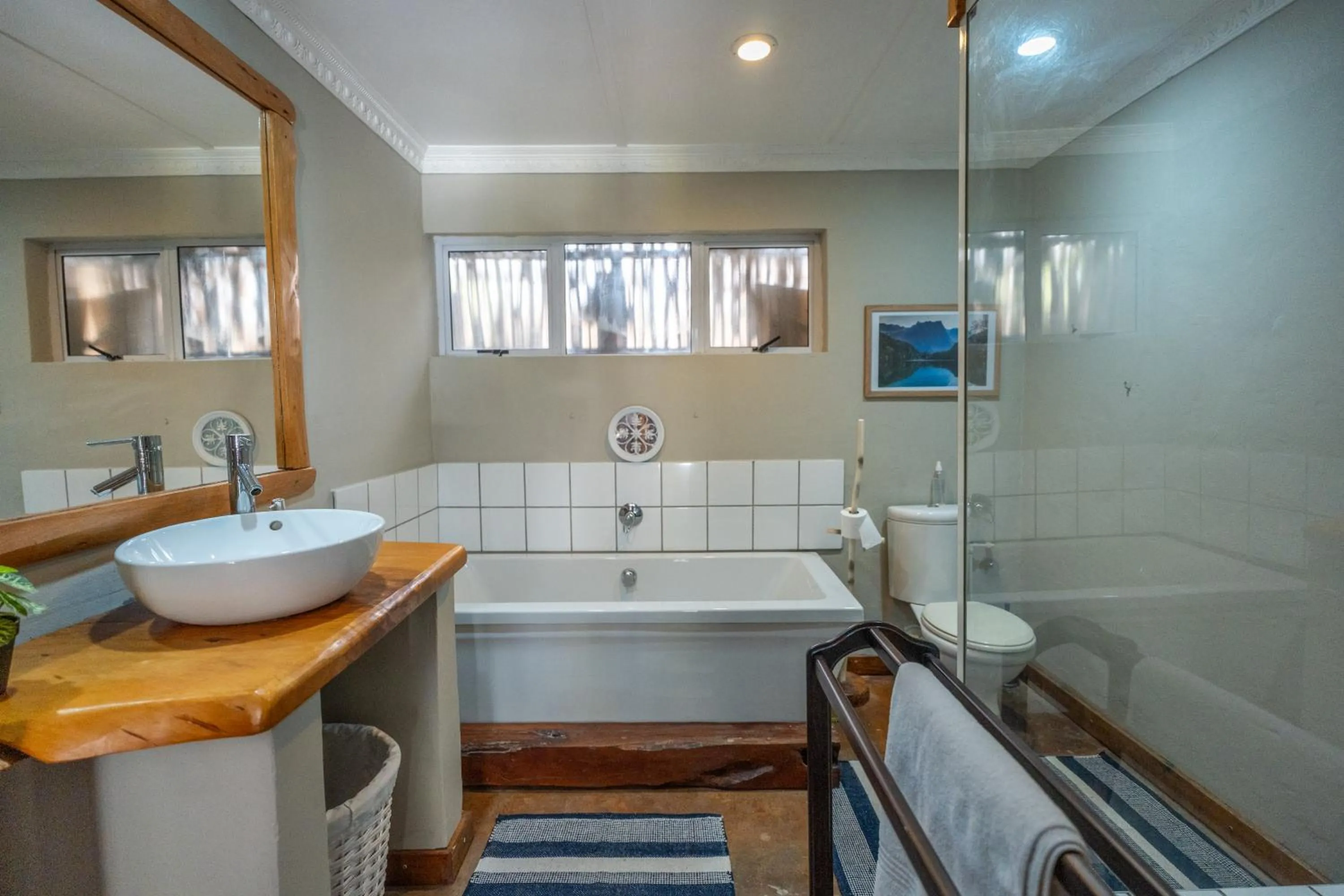 Bathroom in Tidewaters River Lodge