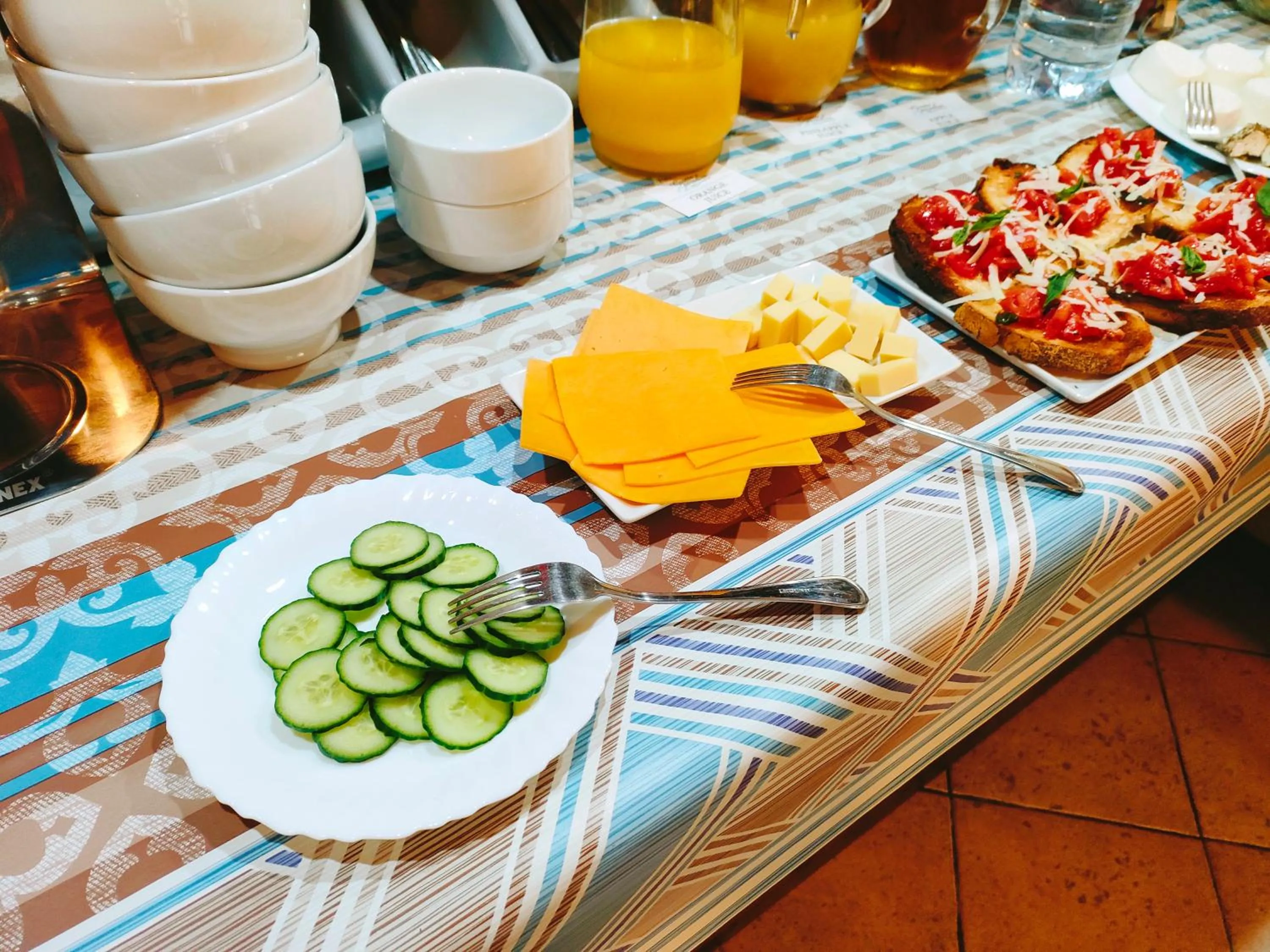 Food in Grotto's Paradise B&B