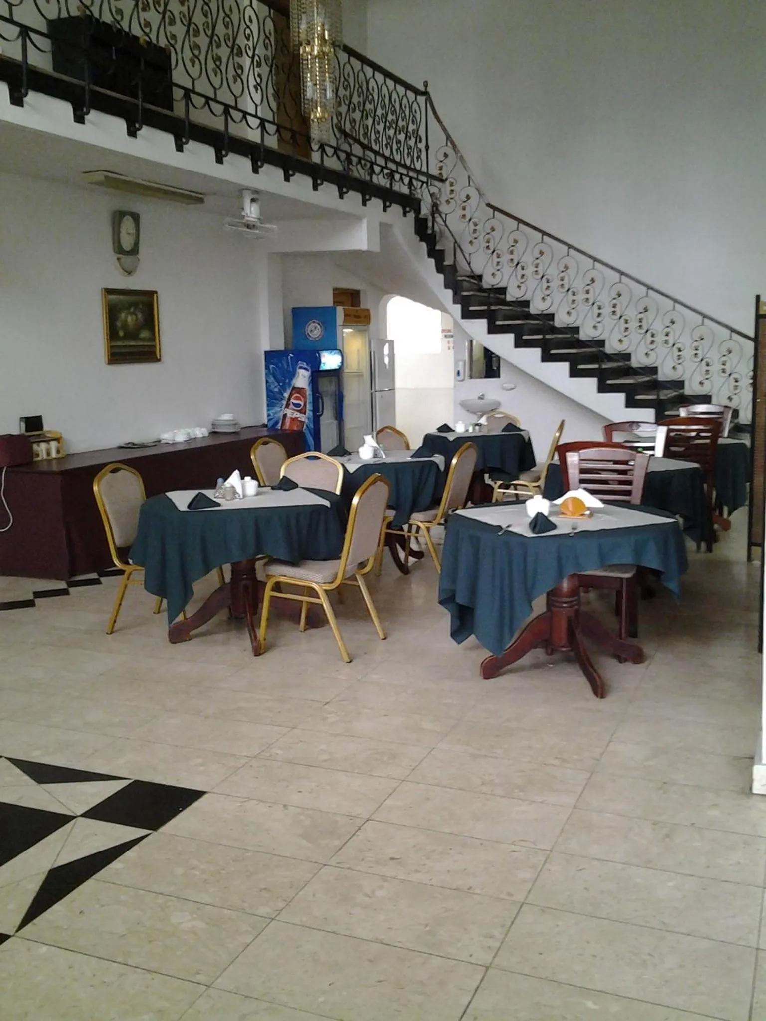 Restaurant/places to eat in Sophia Hotel