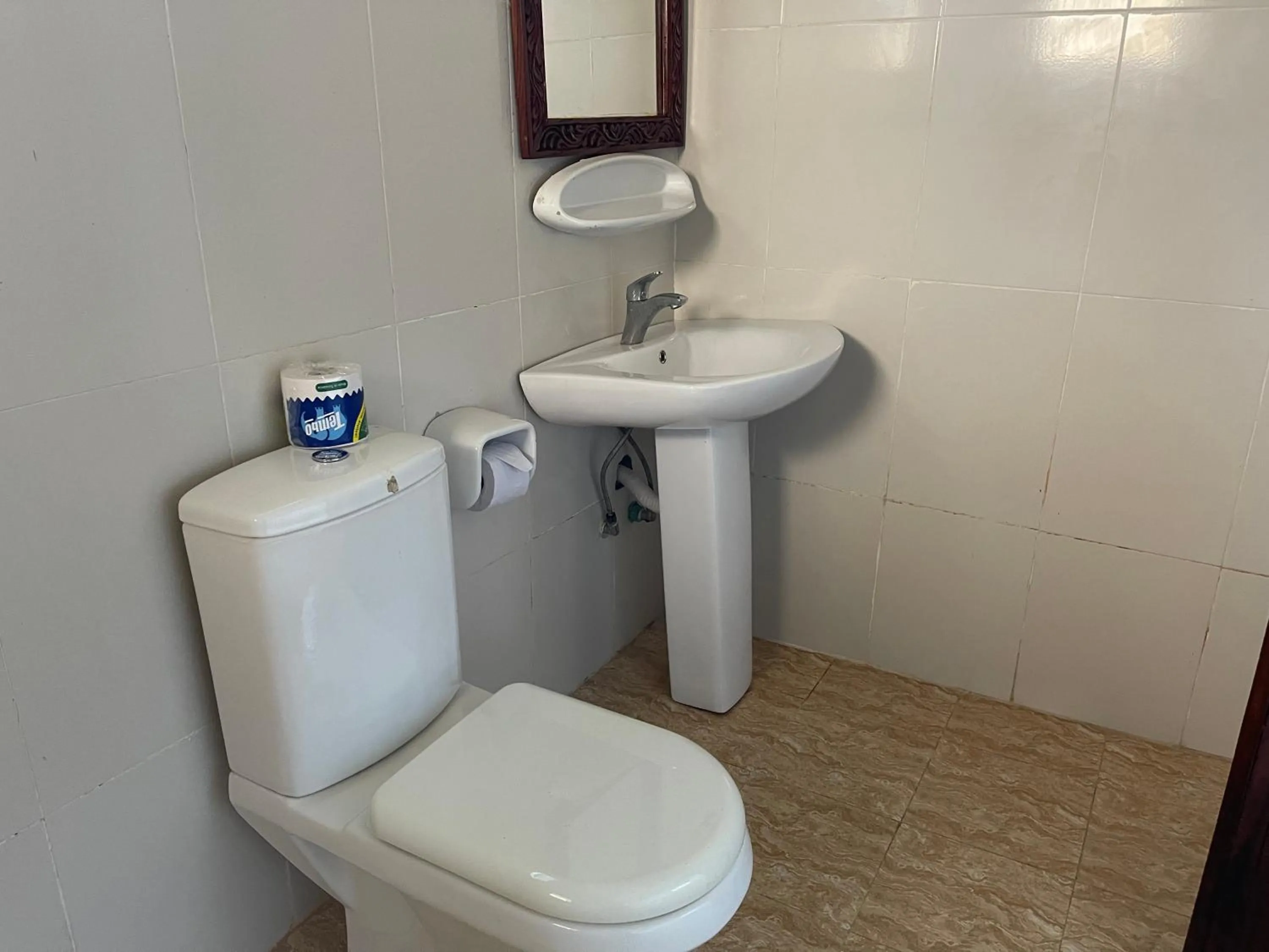 Toilet in Visitor's Inn