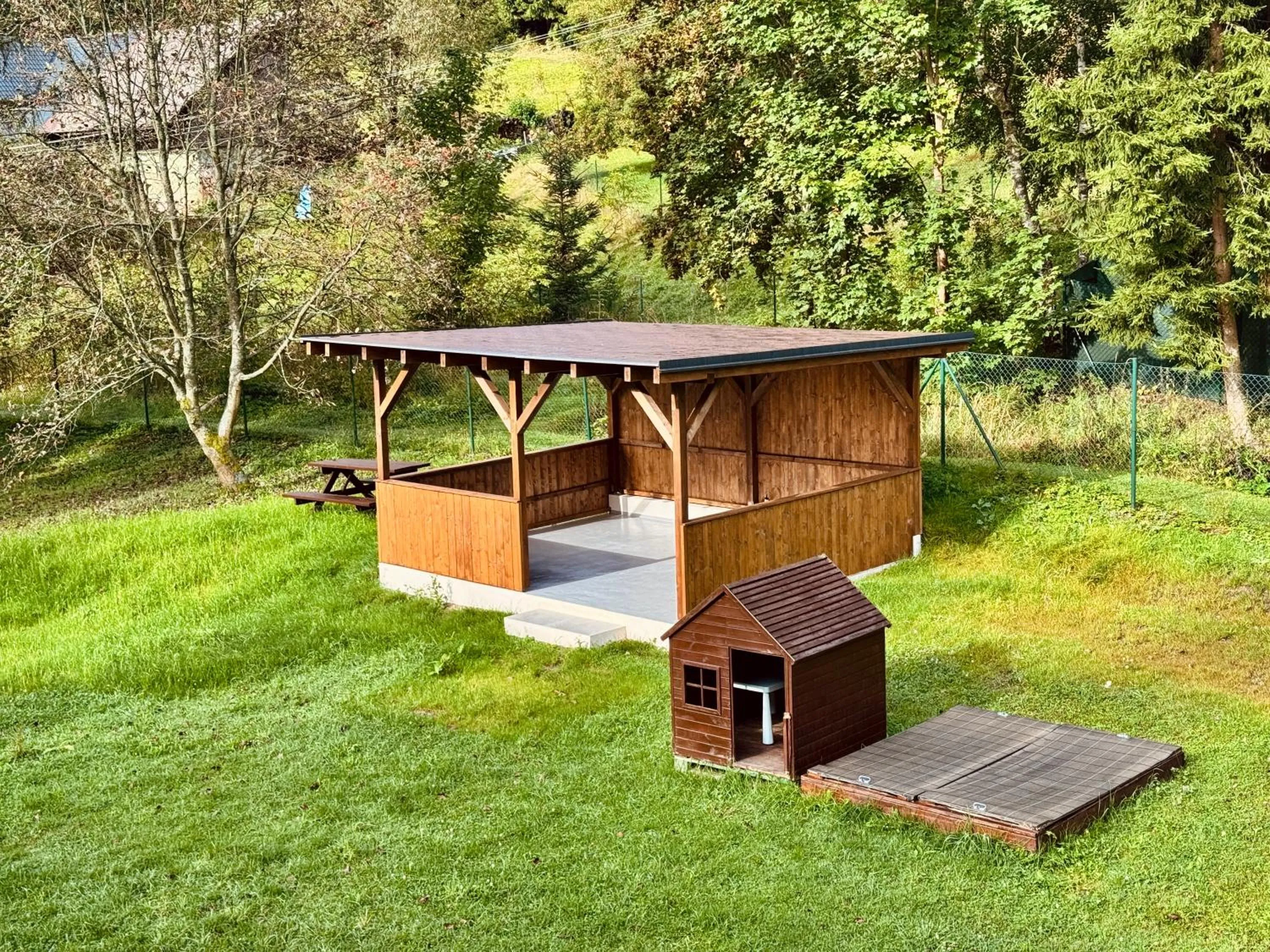 Day in Apartments White - Hill