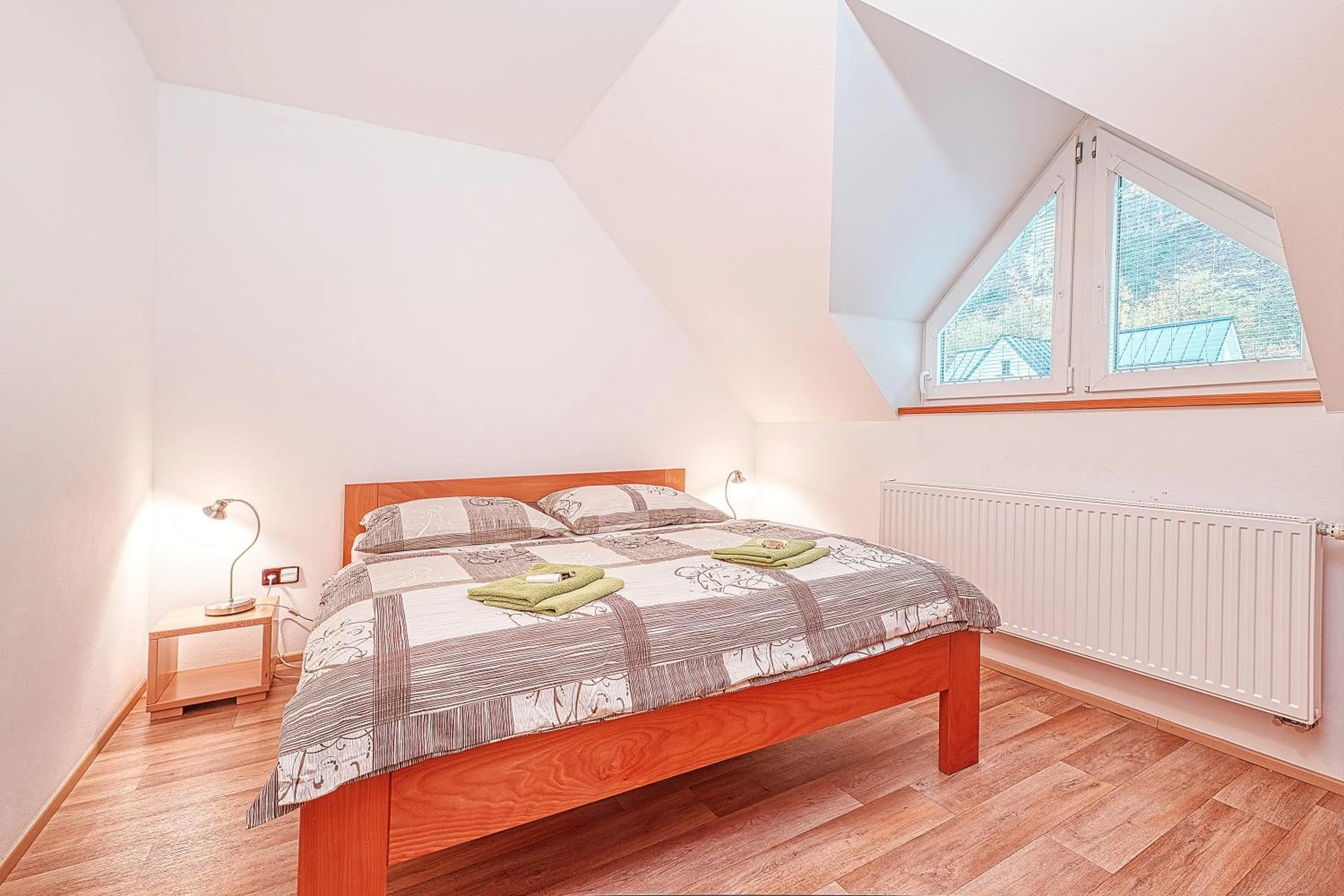 Bed in Apartments White - Hill