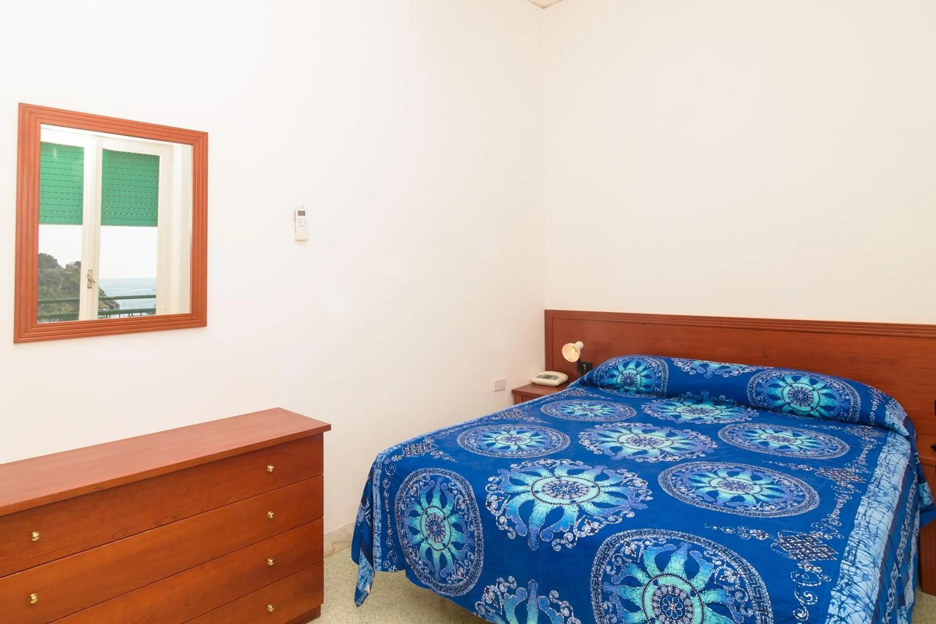 Bedroom, Bed in Hotel Riviera