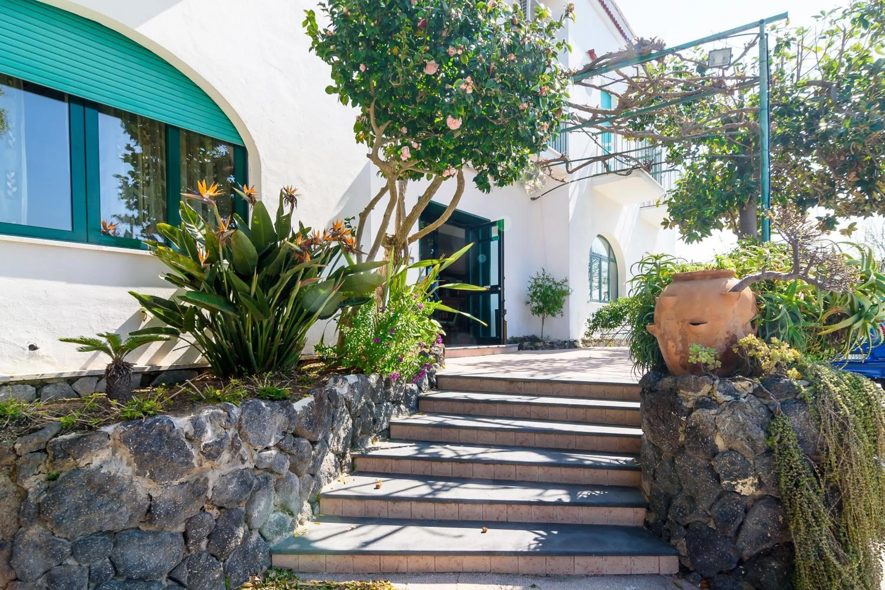 Facade/entrance in Hotel Riviera