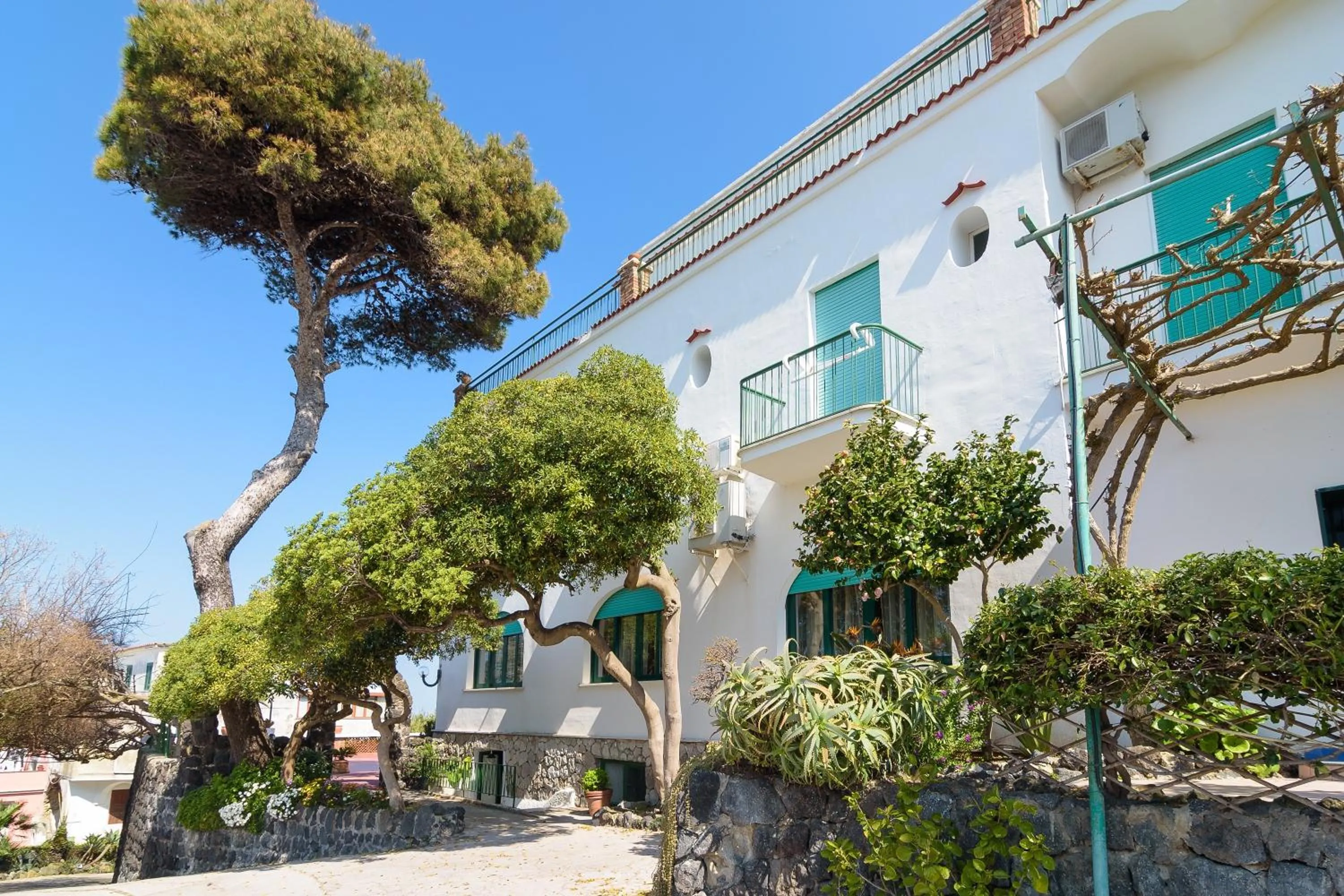 Facade/entrance in Hotel Riviera