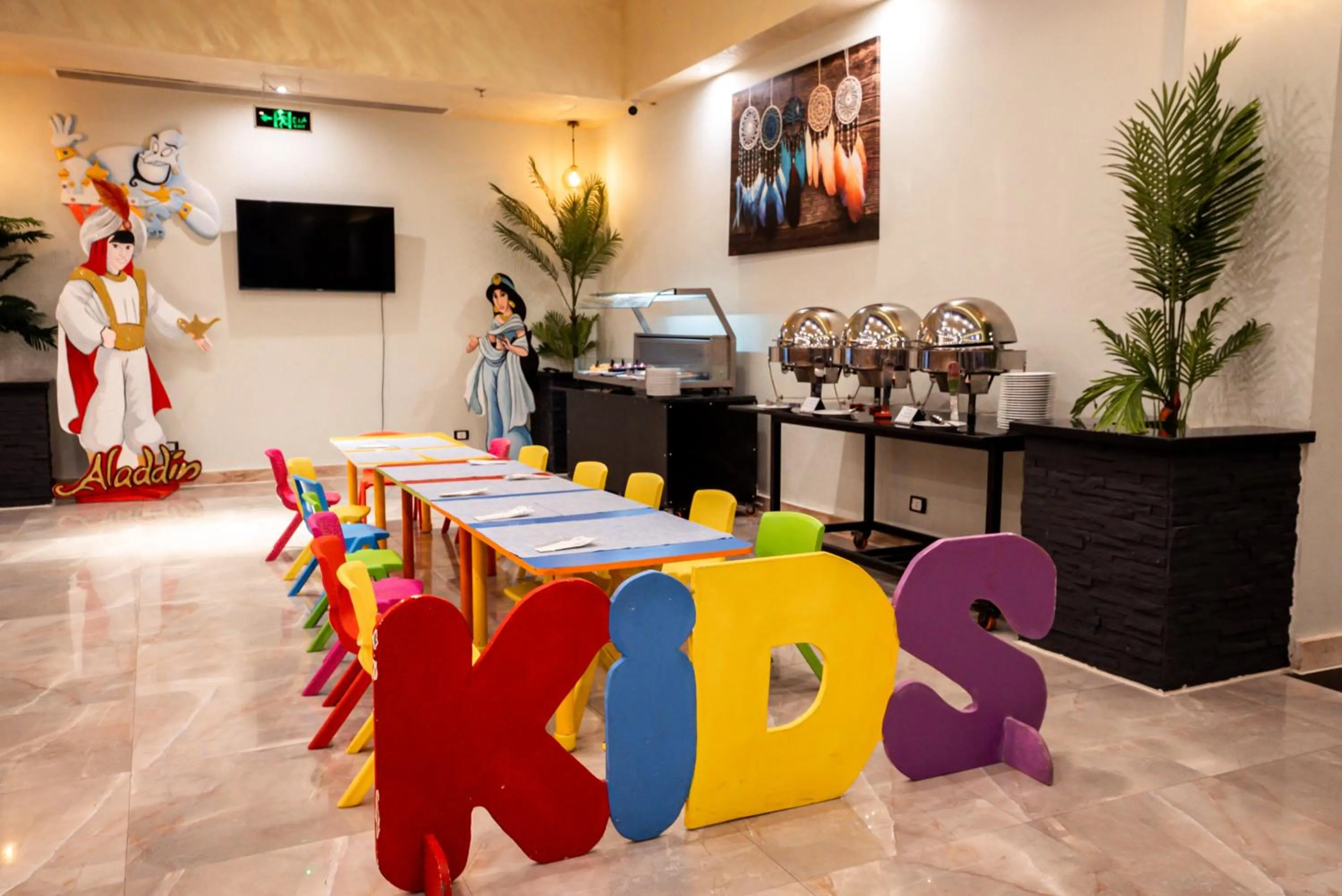 Restaurant/places to eat in Aladdin Beach Resort