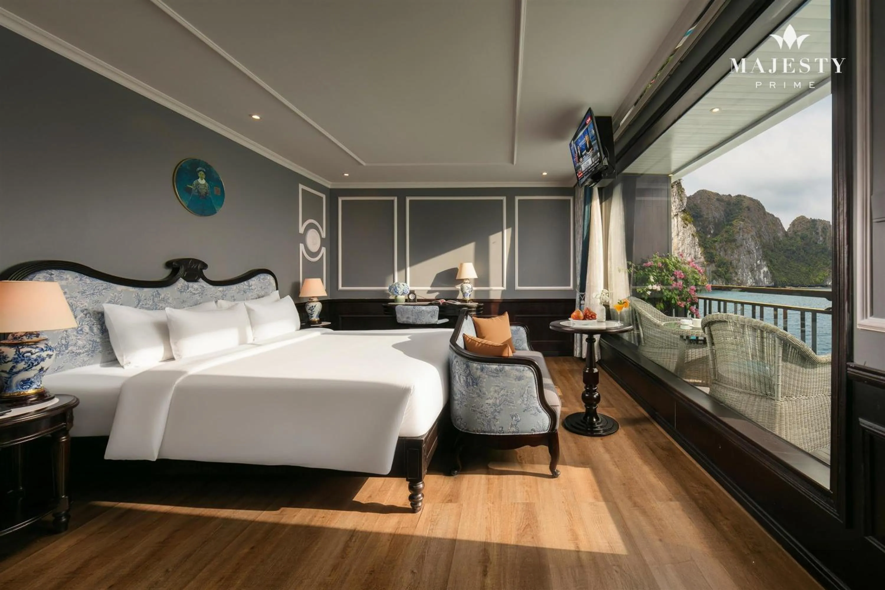 Bedroom, Bed in Majesty Luxury Prime Cruise by Premier Group