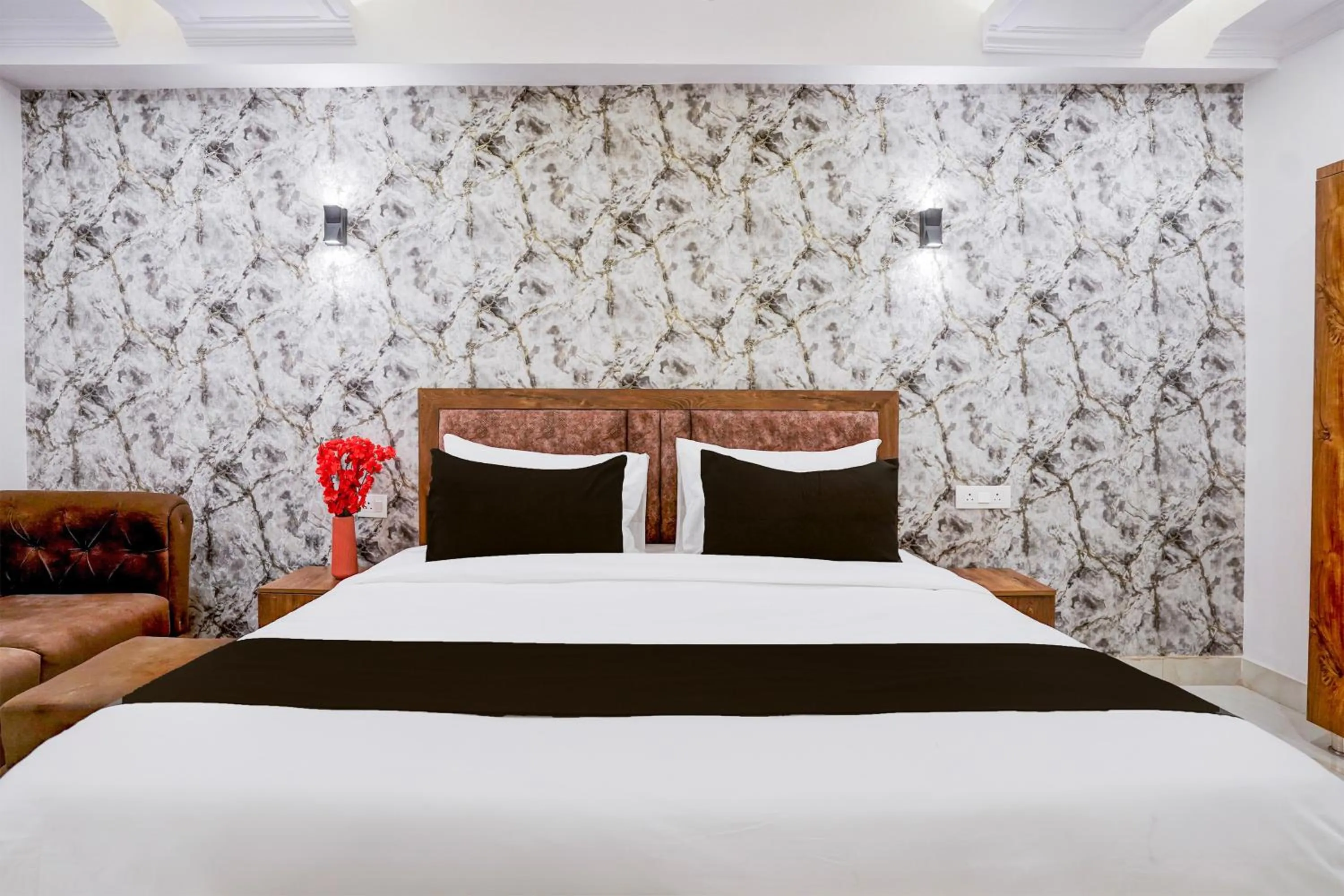 Bedroom, Bed in Hotel Vaishali Grand