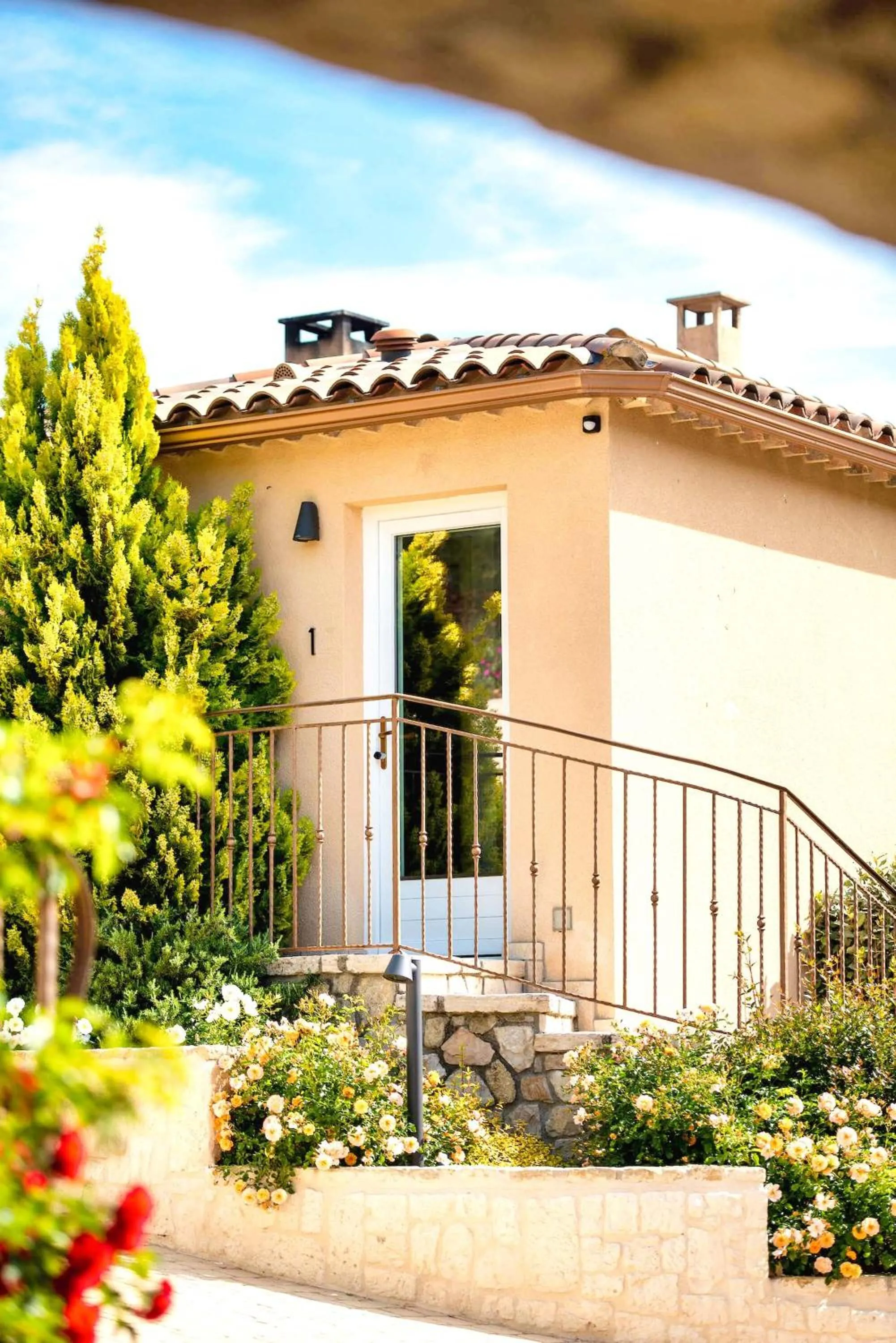 Facade/entrance in Domaine Ribiera, Hotel 5 Etoiles, SPA & Golf - Forcalquier