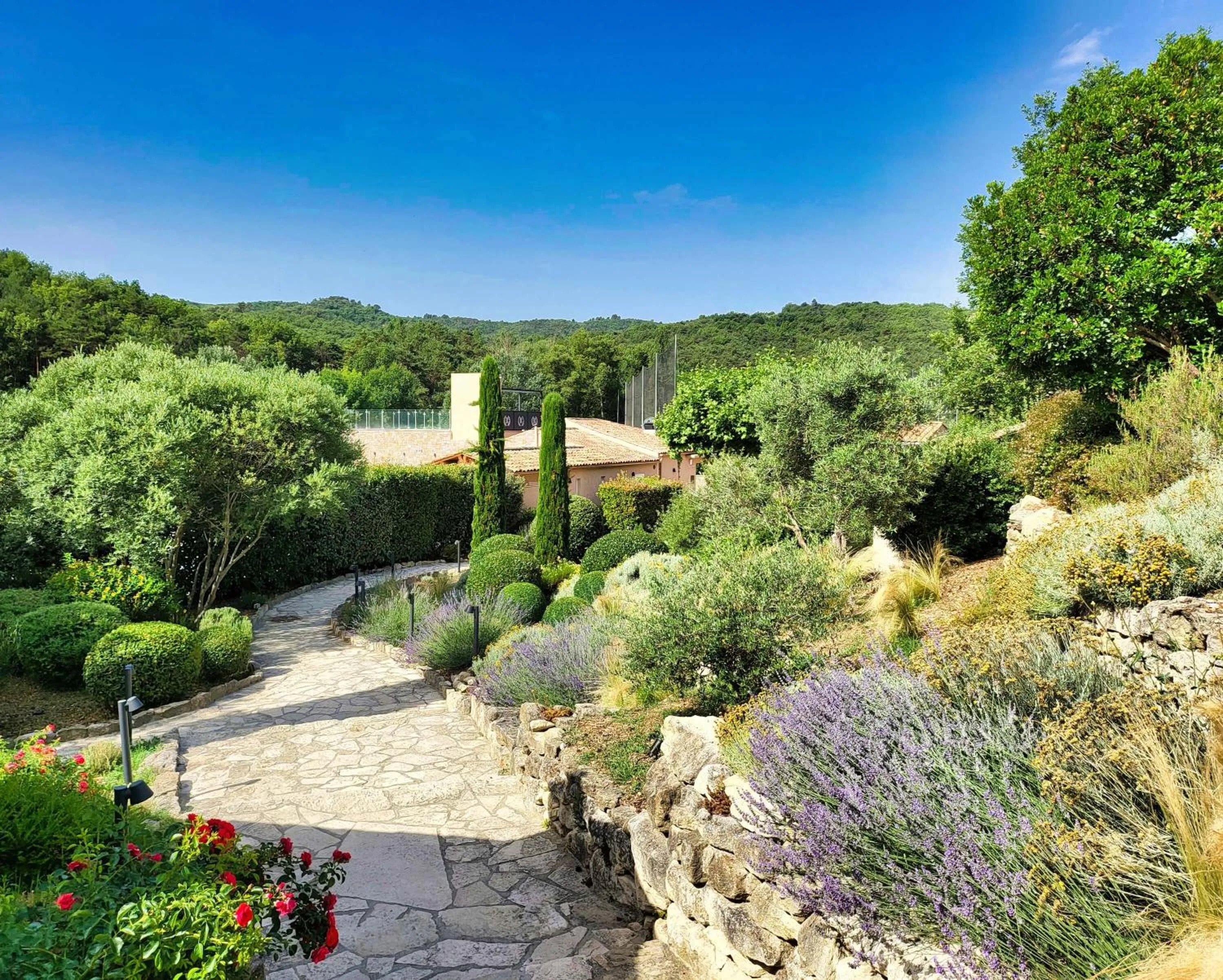 Garden in Domaine Ribiera, Hotel 5 Etoiles, SPA & Golf - Forcalquier