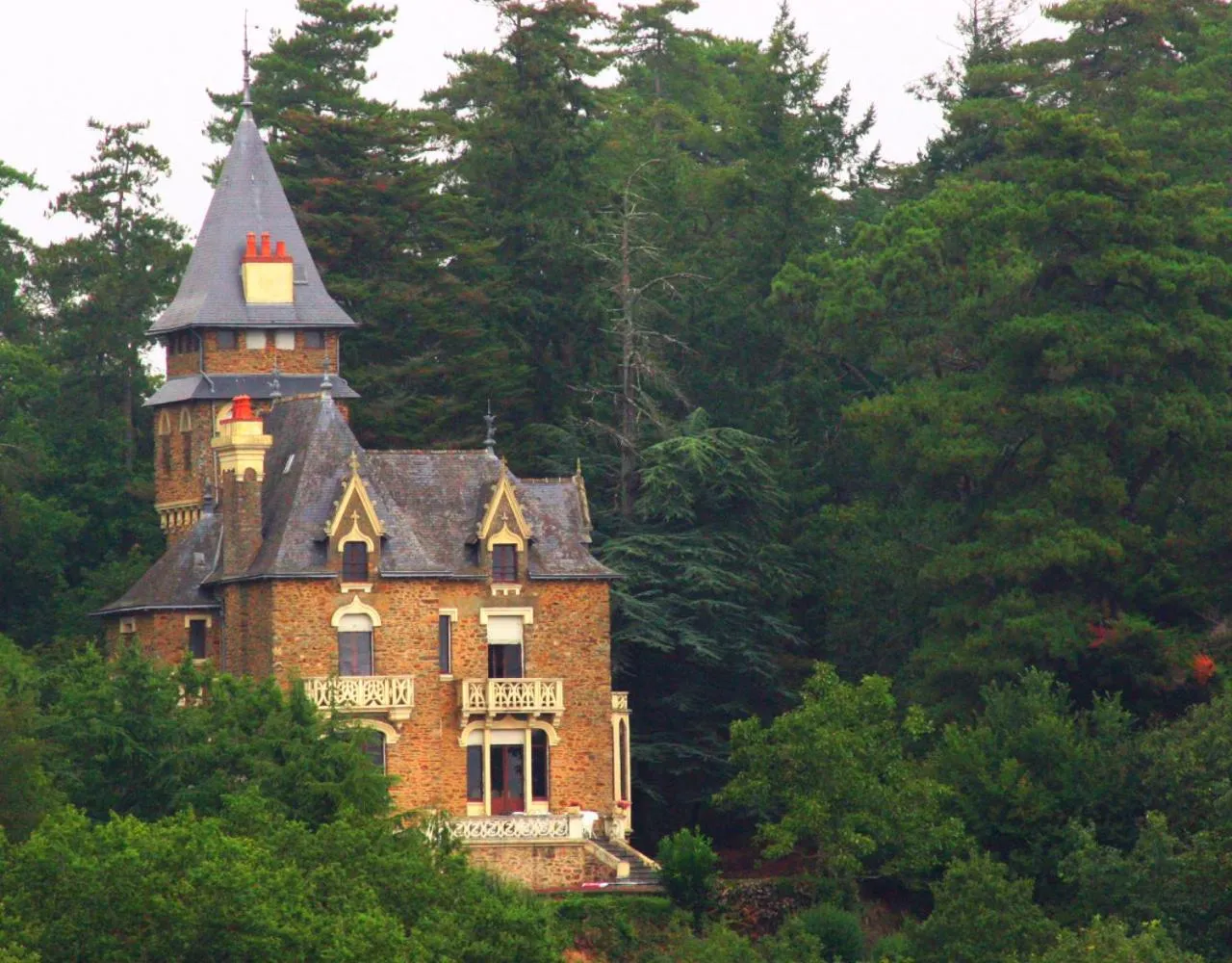 Chateau du Mur