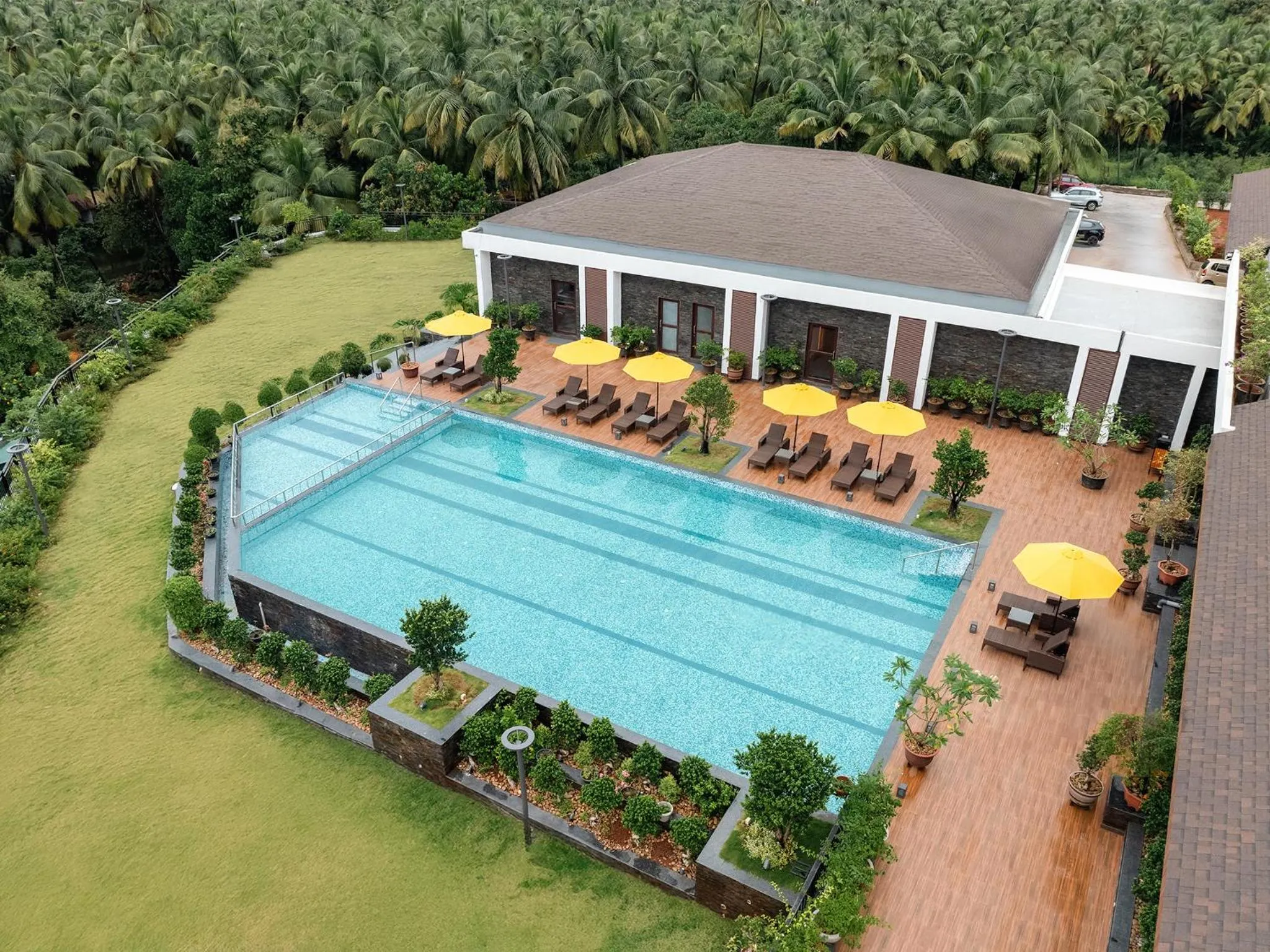 Swimming pool in Gateway Goa, Palolem