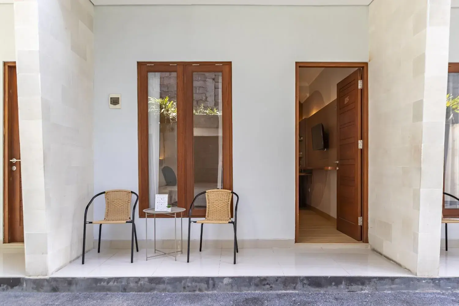 Double Room with Pool View in Cove Vin Stay Double Room with Pool View in Cove Vin Stay