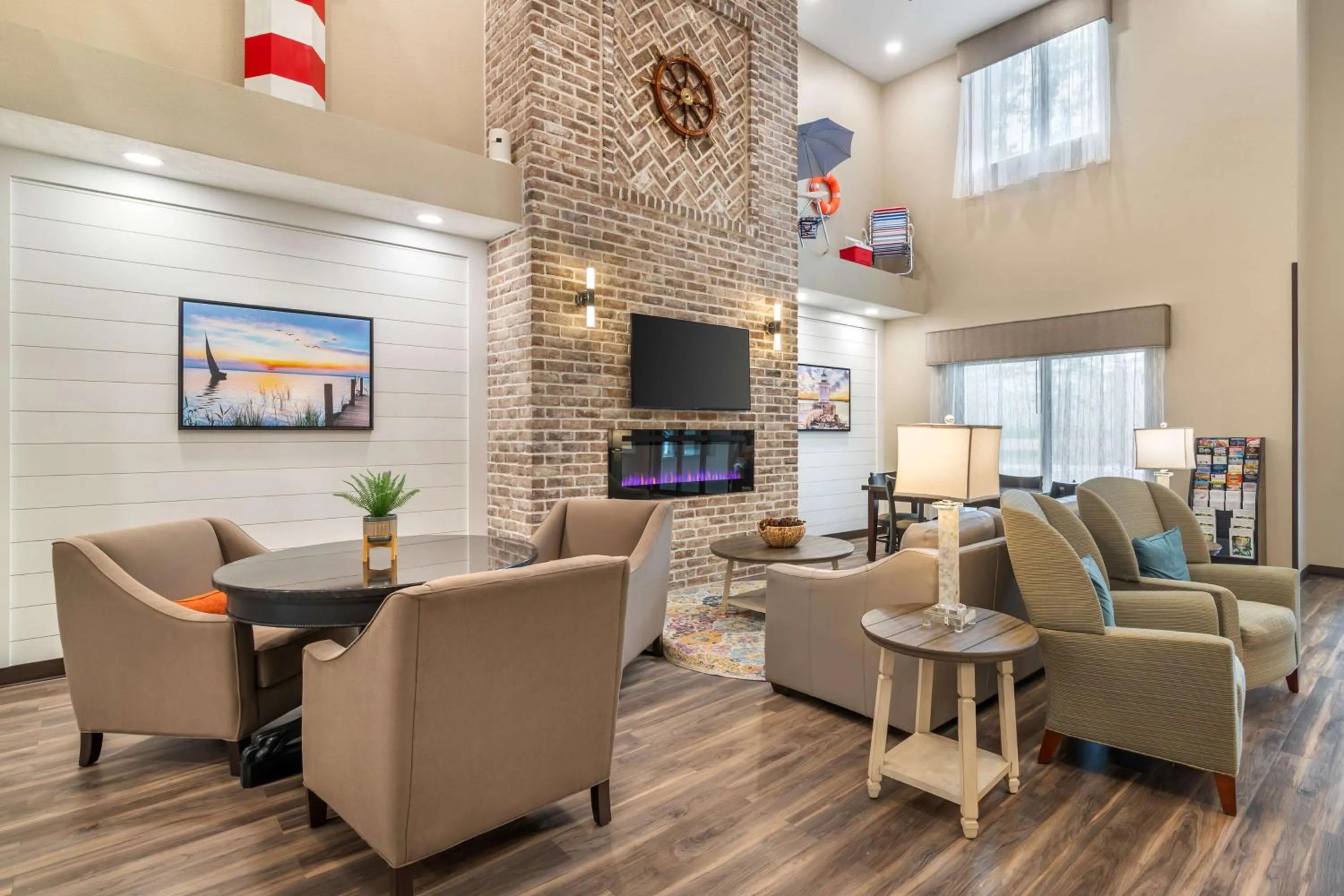 Lobby or reception in Best Western Plus Bluffton/Hilton Head Hotel