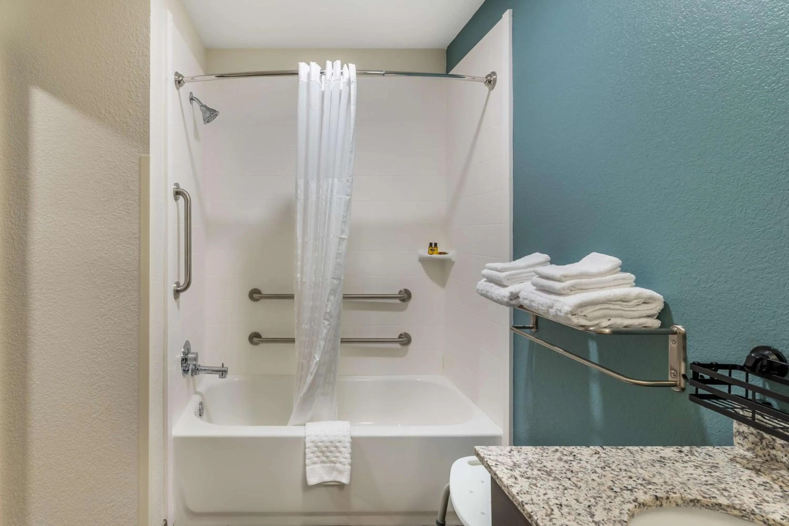 Bathroom in Best Western Plus Bluffton/Hilton Head Hotel