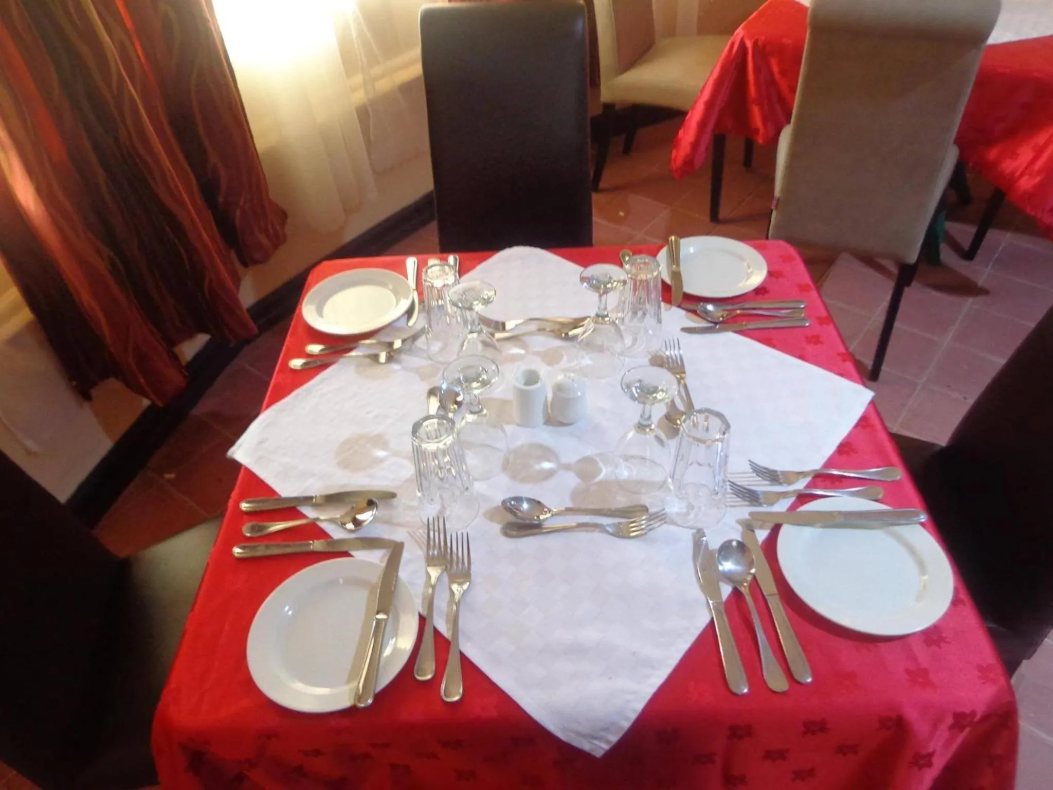 Restaurant/places to eat in Burch's Resort Naivasha