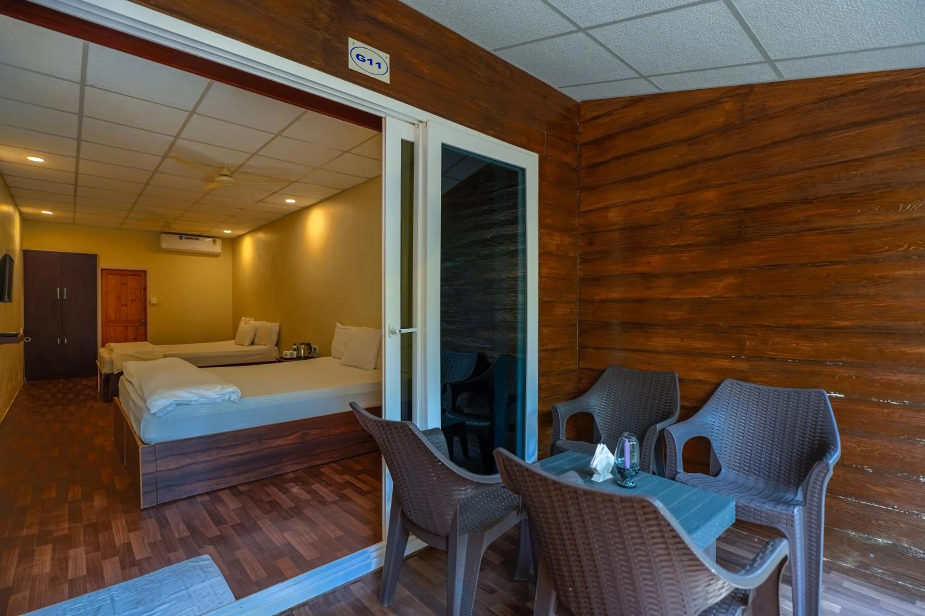 Photo of the whole room, Bed in Marron sea view resoort