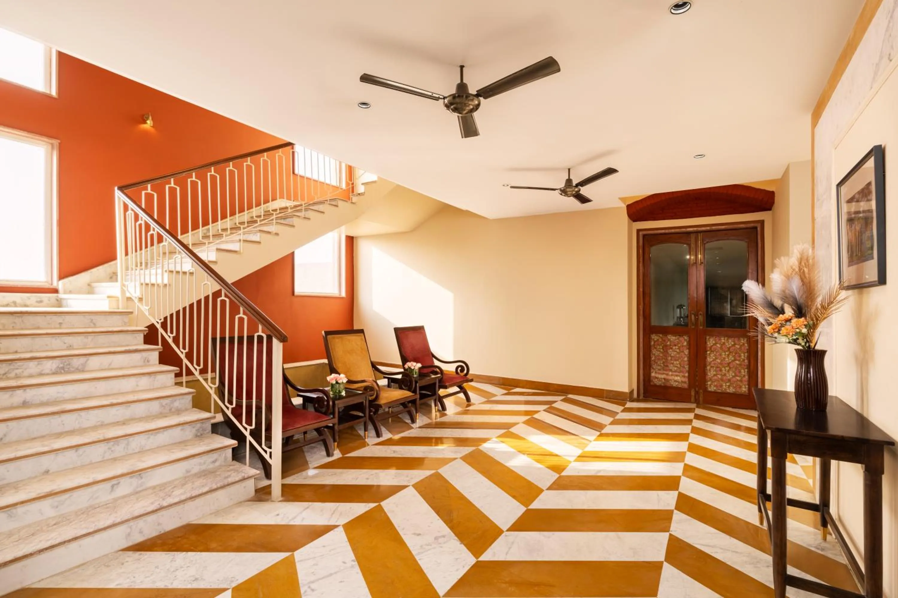 Communal lounge/ TV room in Raasvan, Vrindavan- AM Hotel Kollection