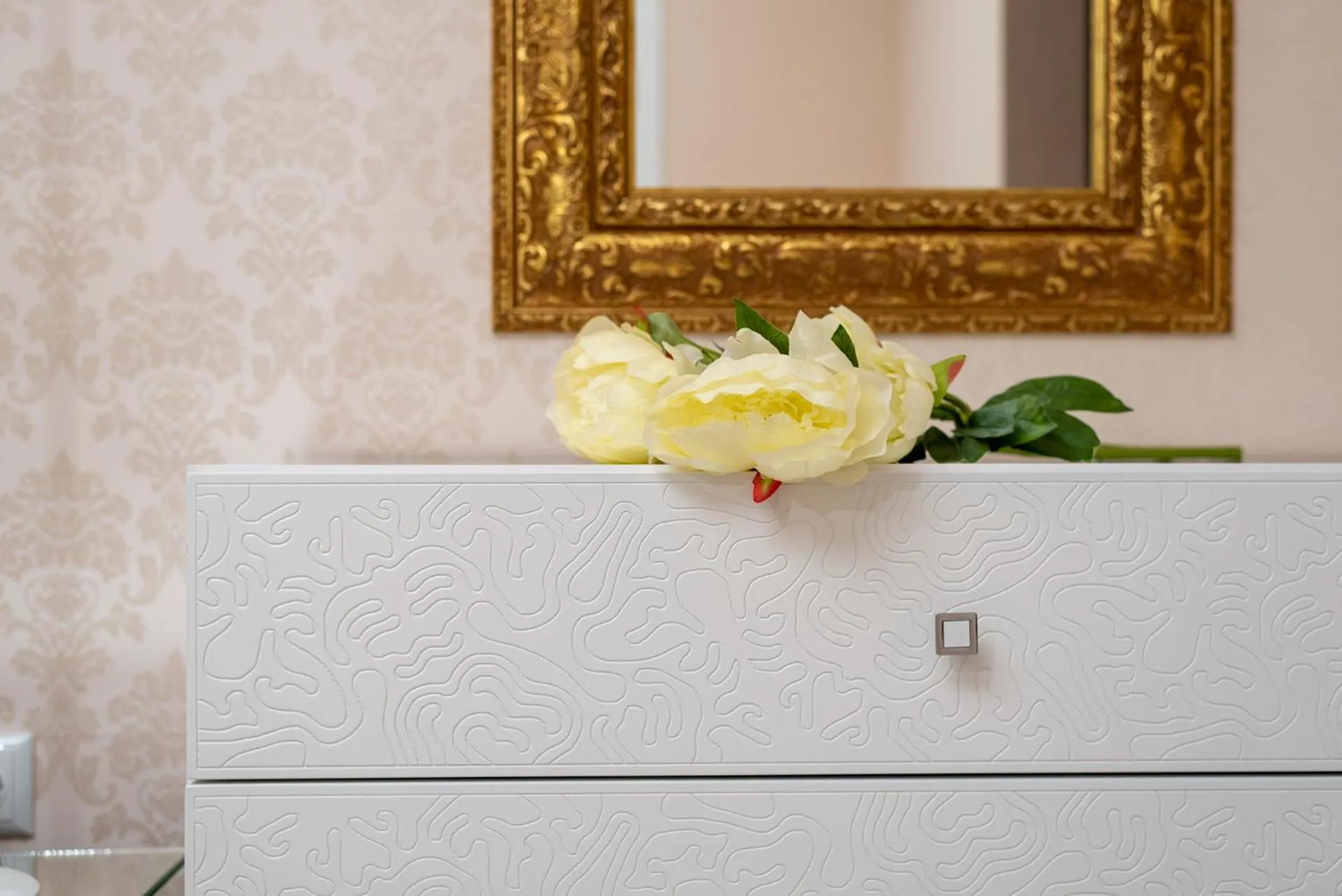 Living room in Harmony Suites - Monte Carlo