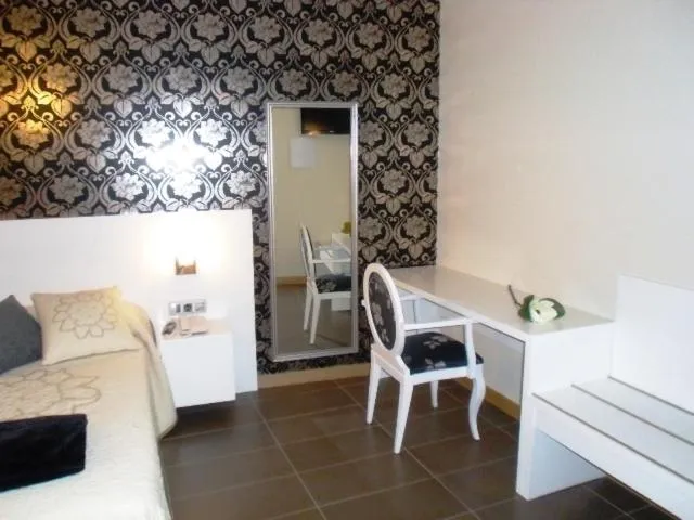 Bedroom in Hotel Ribera de Langa