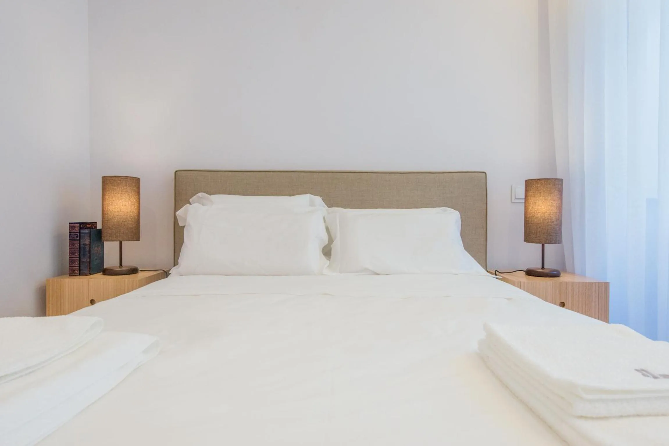 Bedroom, Bed in Domum