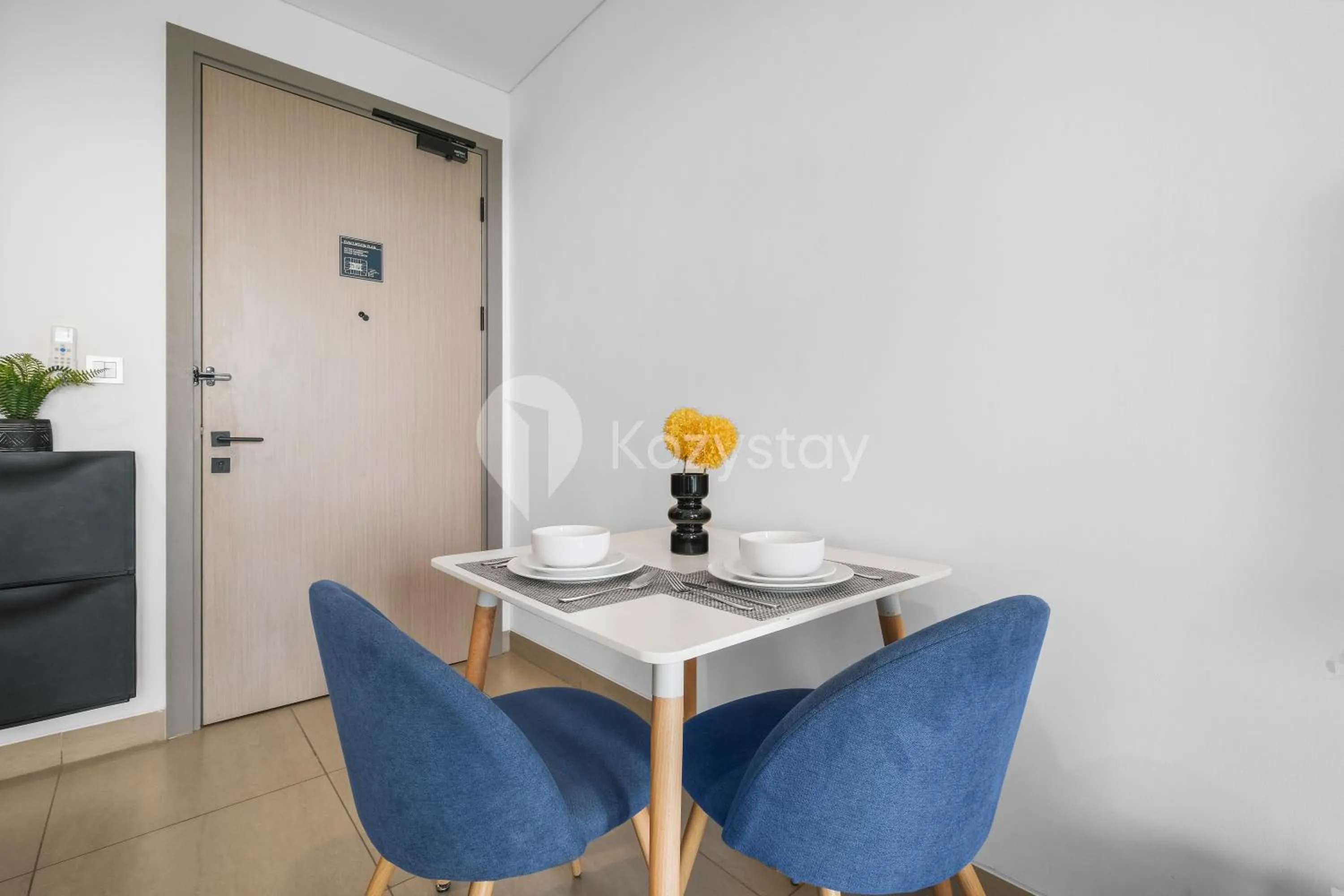 Dining area in Serica by Kozystay - Fatmawati