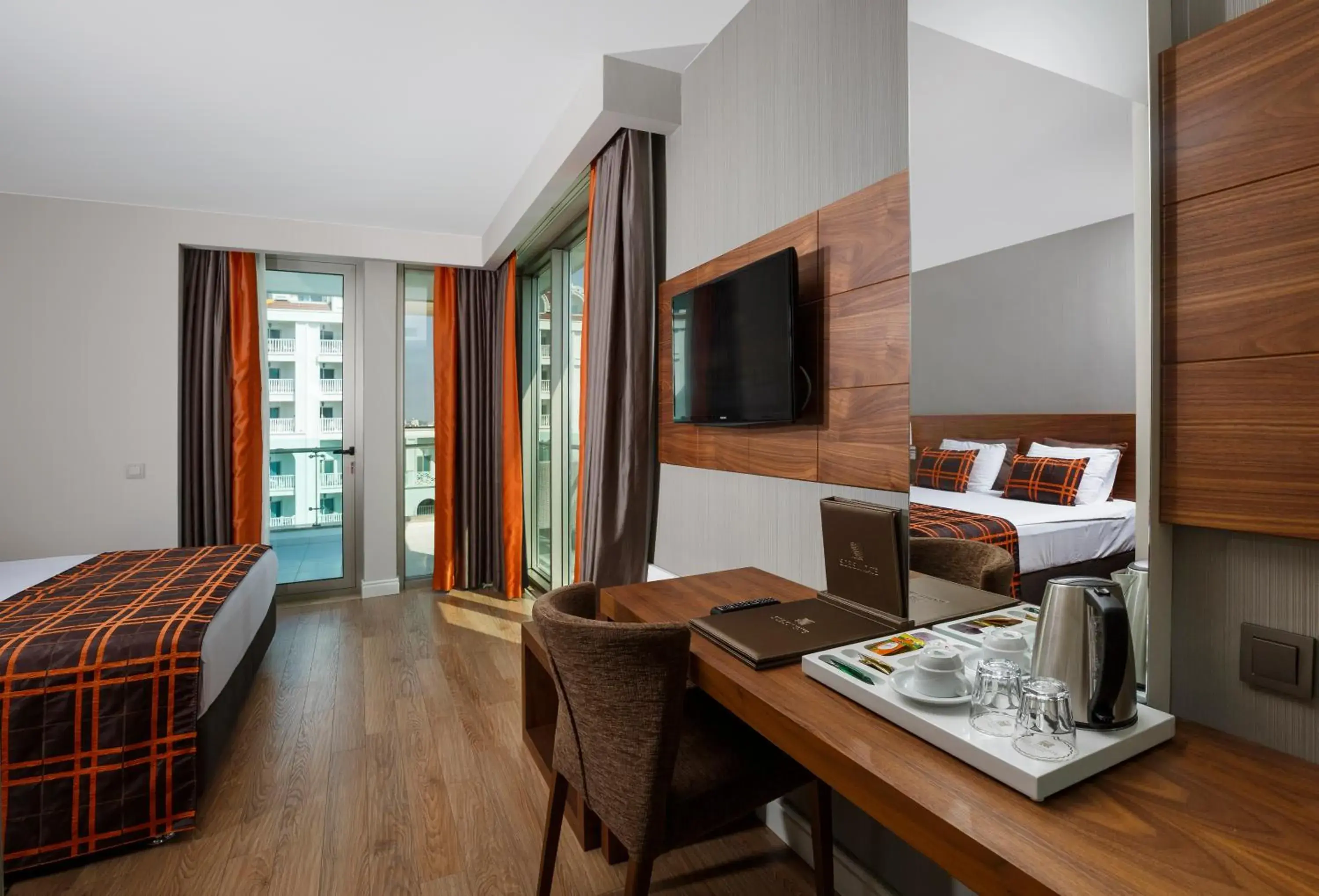 Junior Suite with Garden View in Side Sunport Hotel - All Inclusive Junior Suite with Garden View in Side Sunport Hotel - All Inclusive