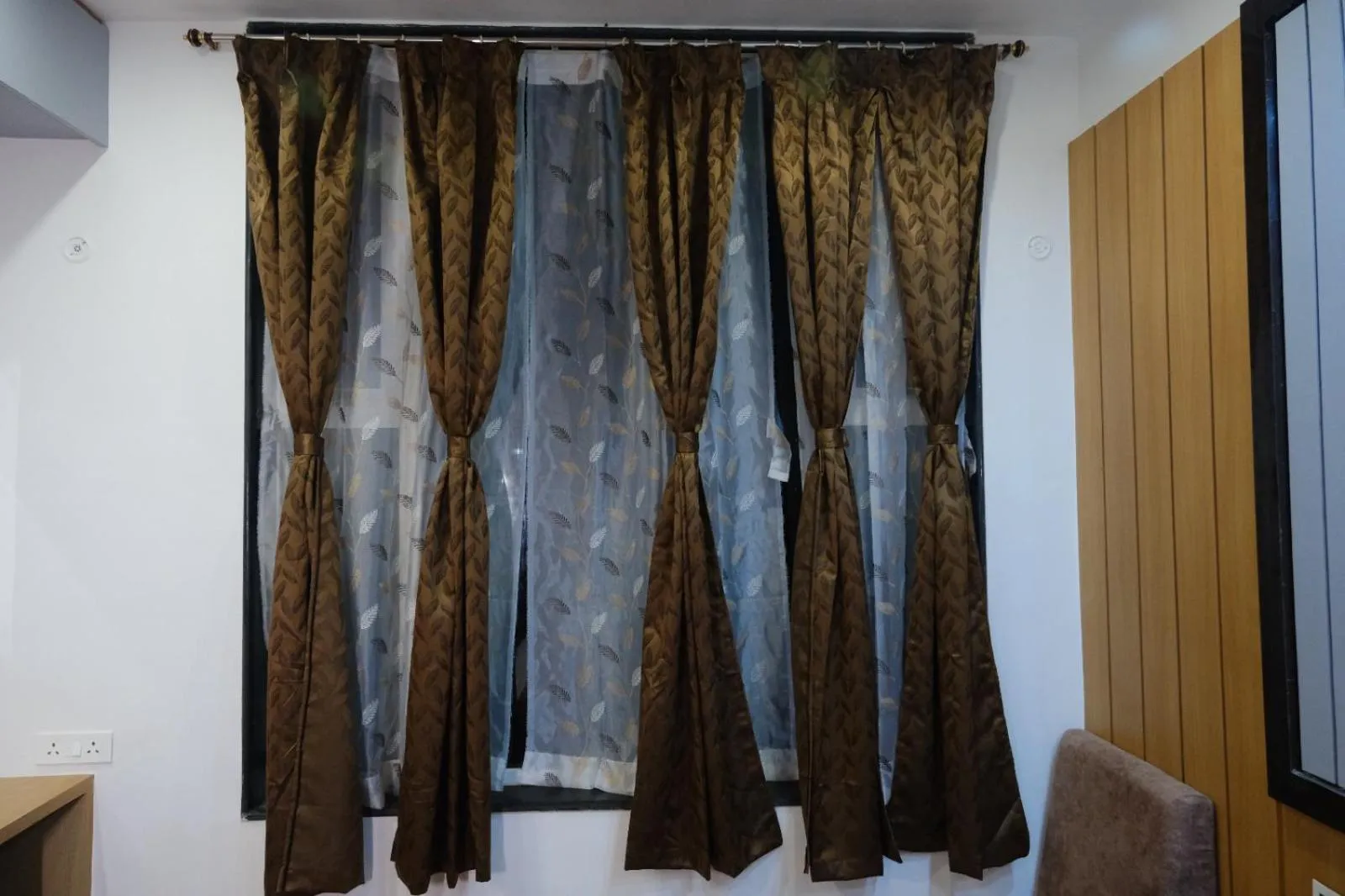 Decorative detail in Hotel Golden Continental