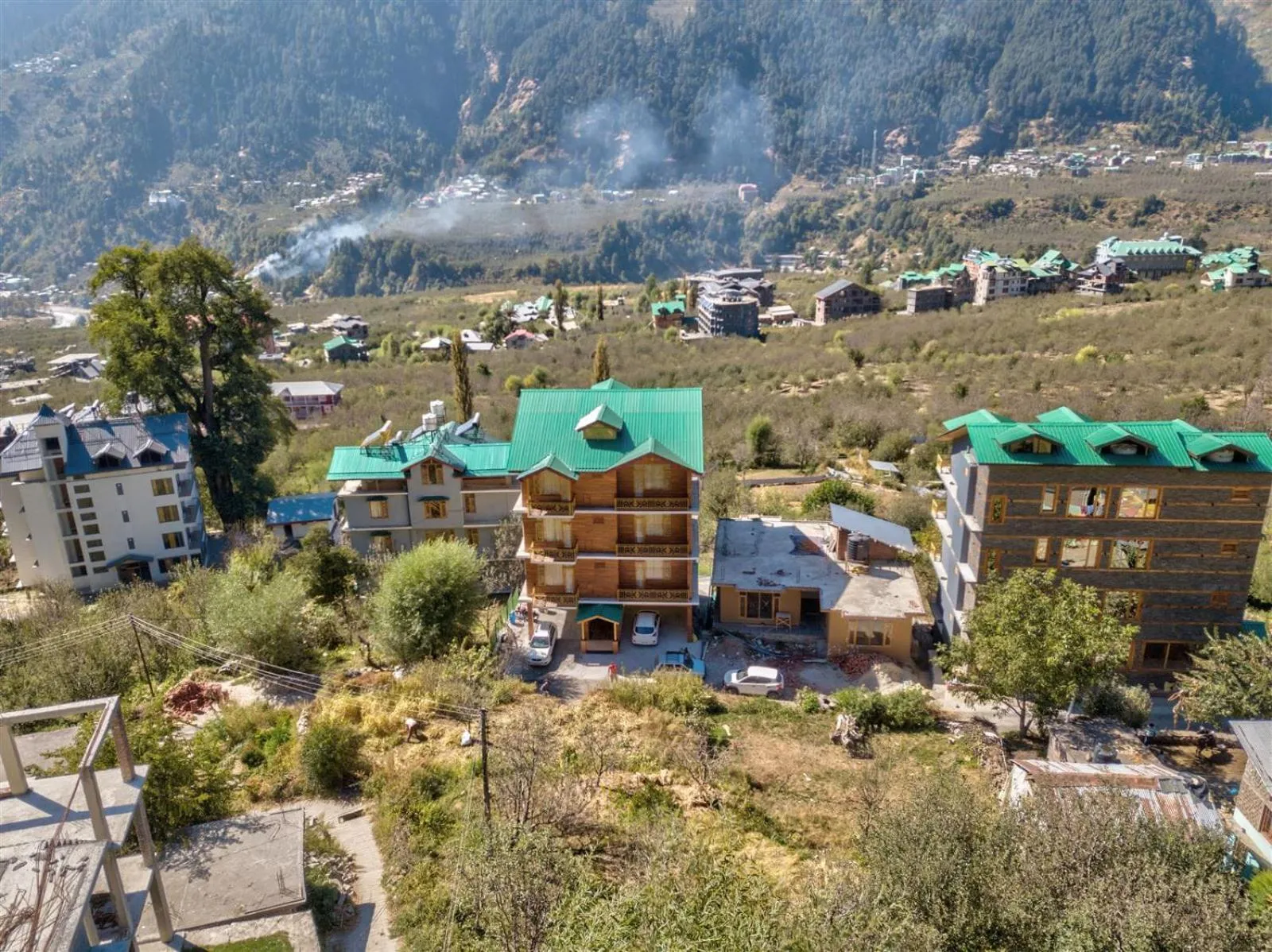 Property building in Golden Peak Manali