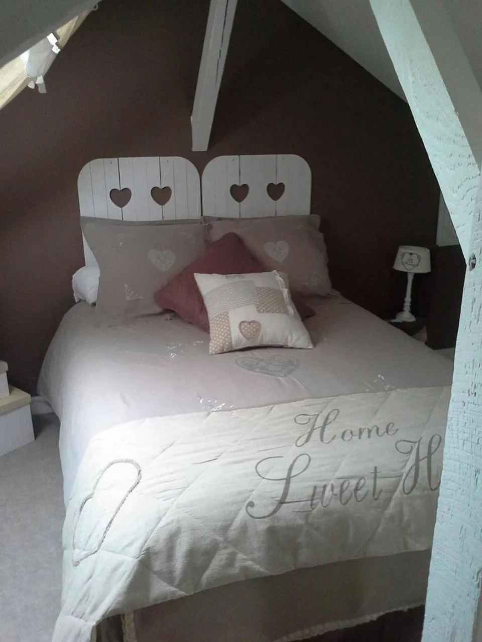 Bedroom, Bed in Le Coq En Pate