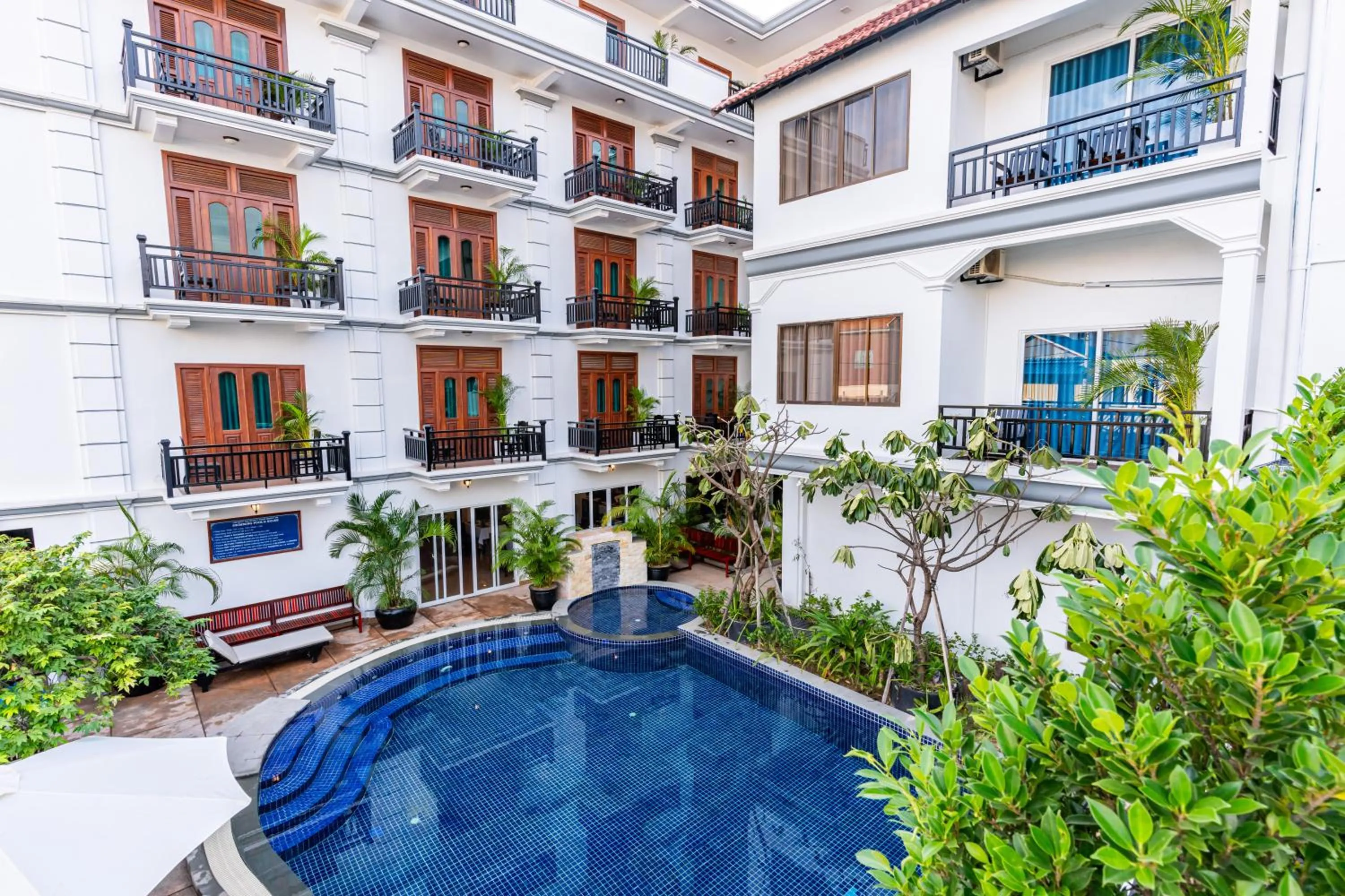 Property building in Rithy Rin Angkor Hotel