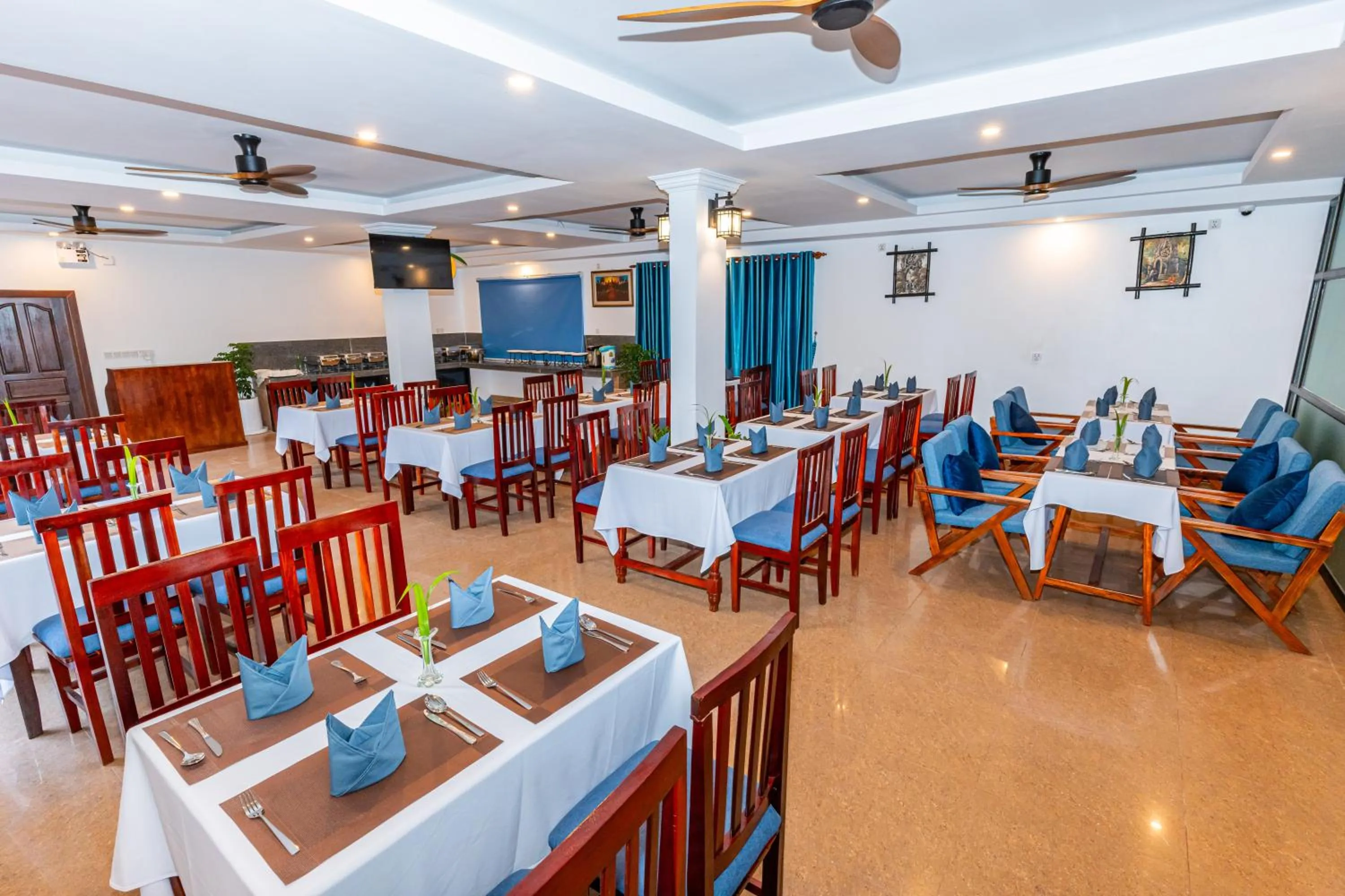 Restaurant/places to eat in Rithy Rin Angkor Hotel