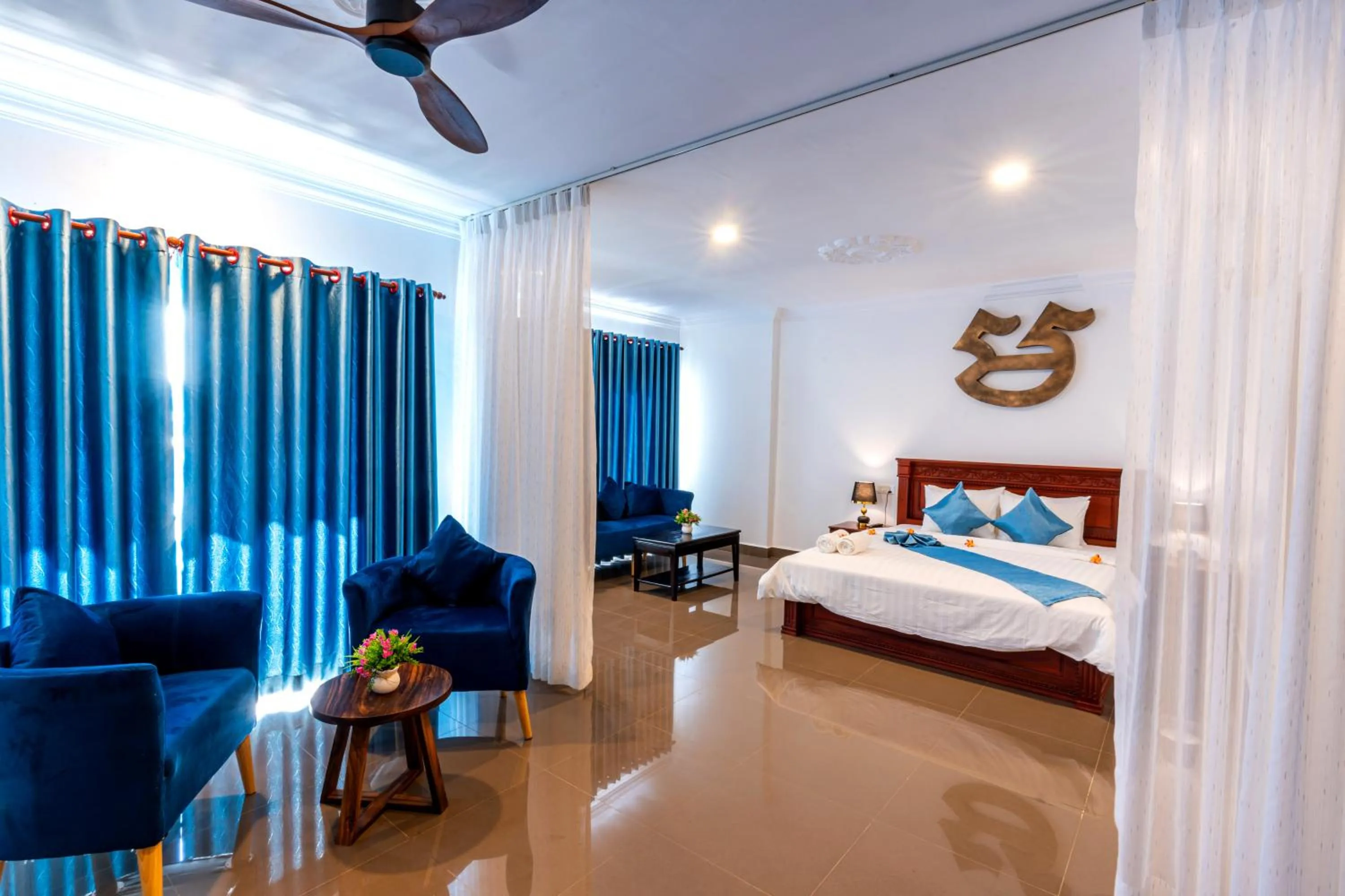 Bed in Rithy Rin Angkor Hotel