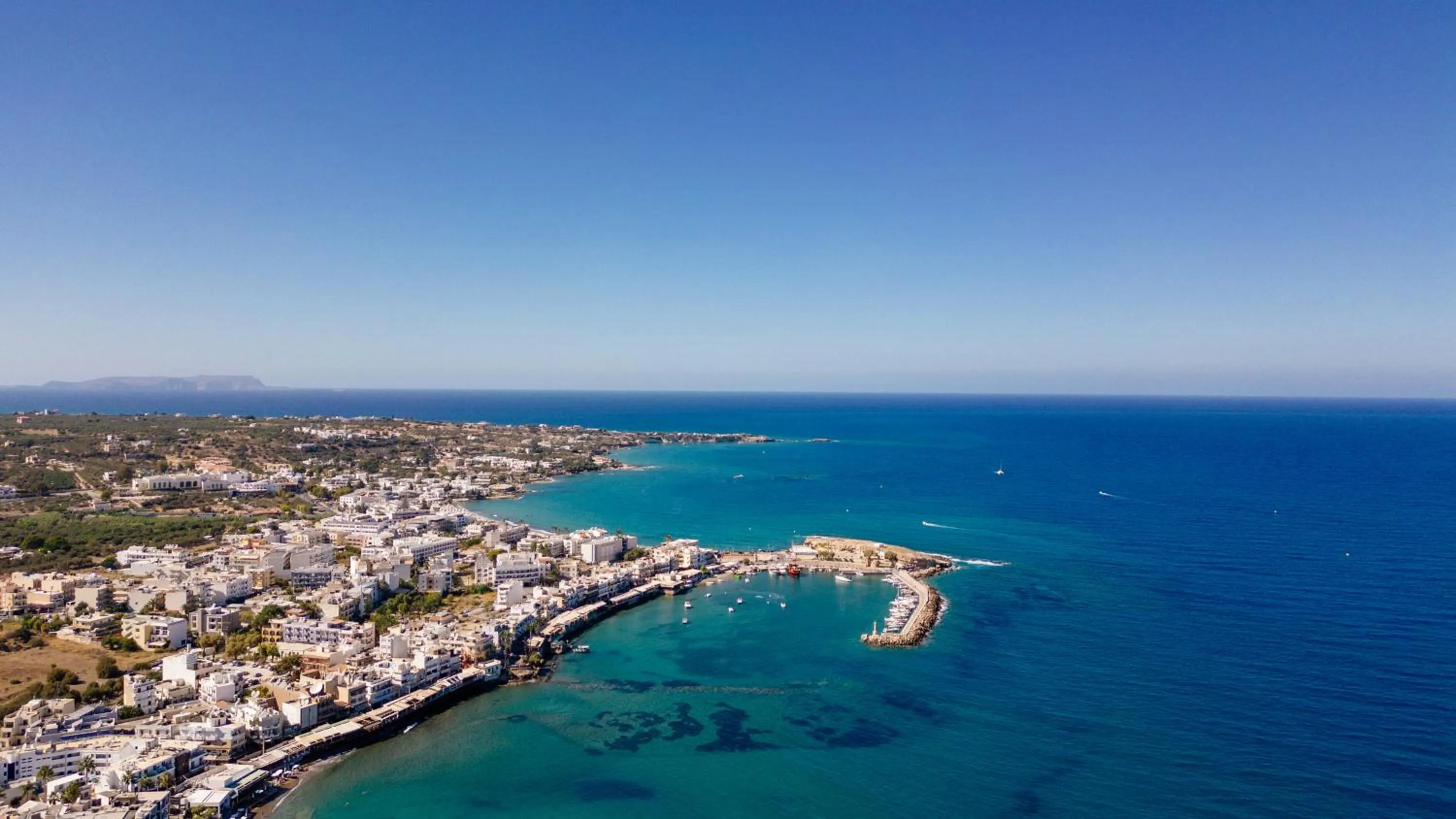 Nearby landmark in Enplo Apartments