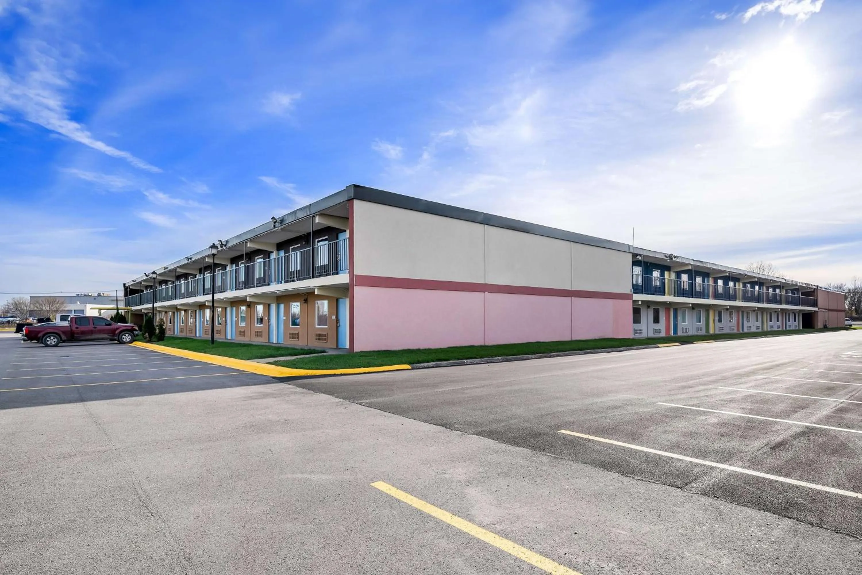 Property building in Signature Inn Danville