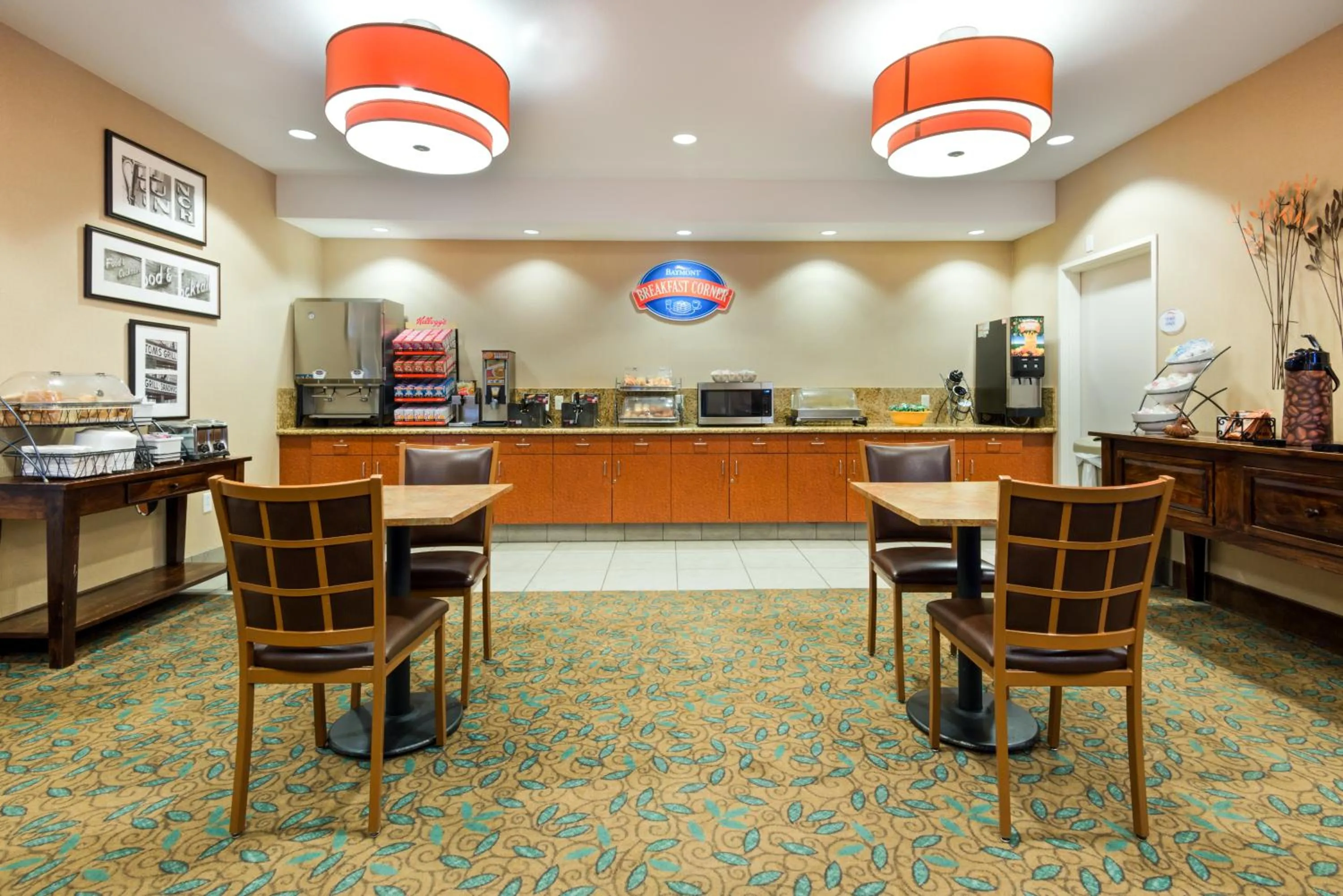 Food in Baymont by Wyndham Denver International Airport