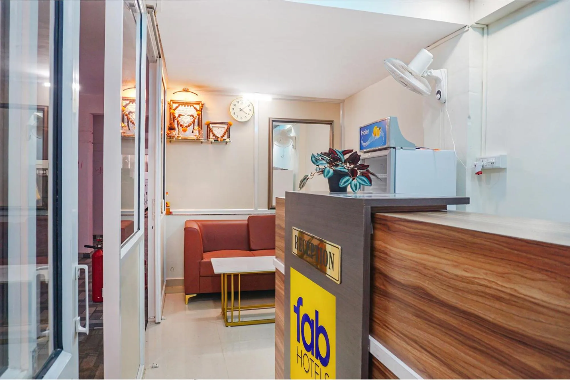 Lobby or reception in Fabhotel The Mantra inn - Nr world trade center