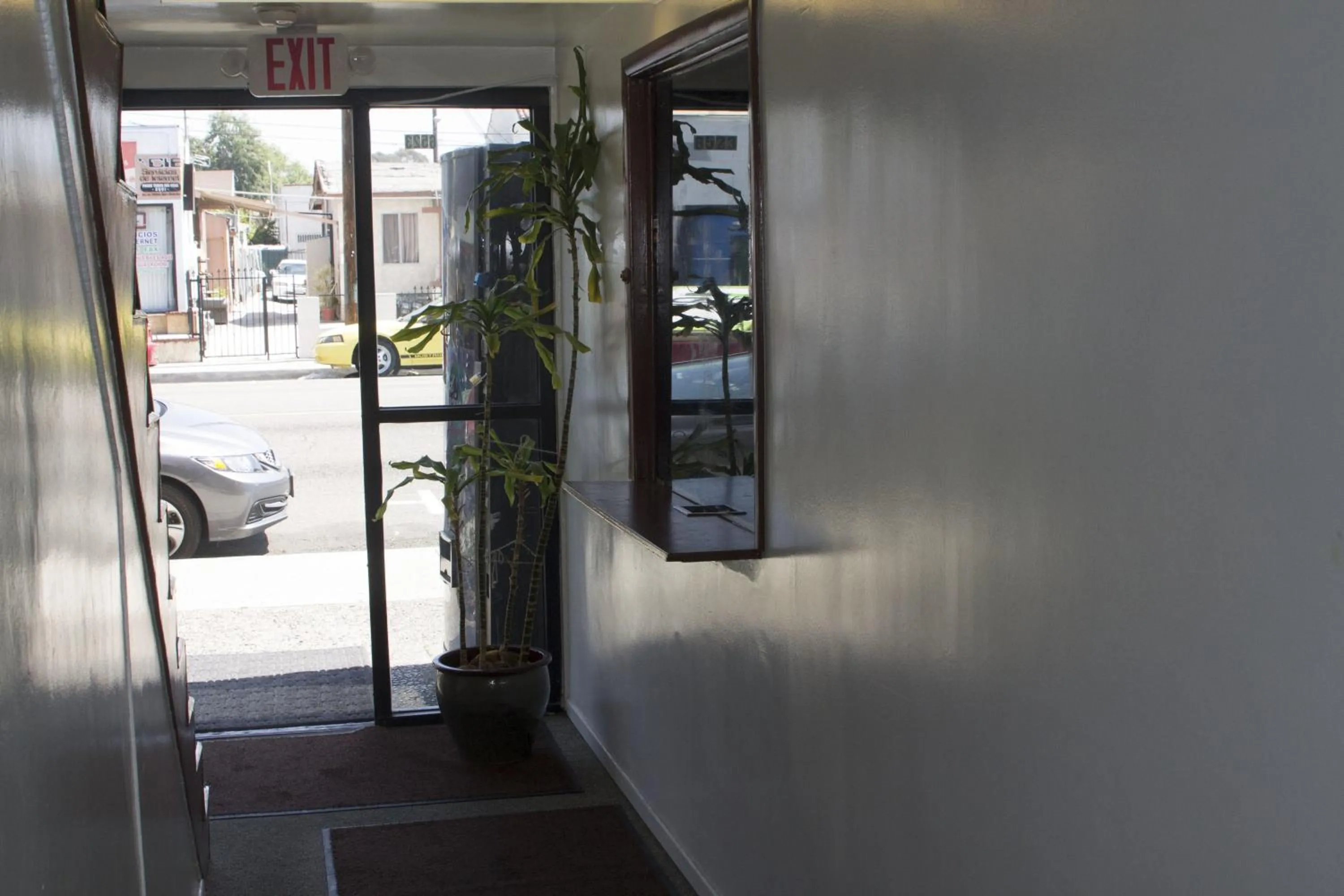 Facade/entrance in Lido Hotel