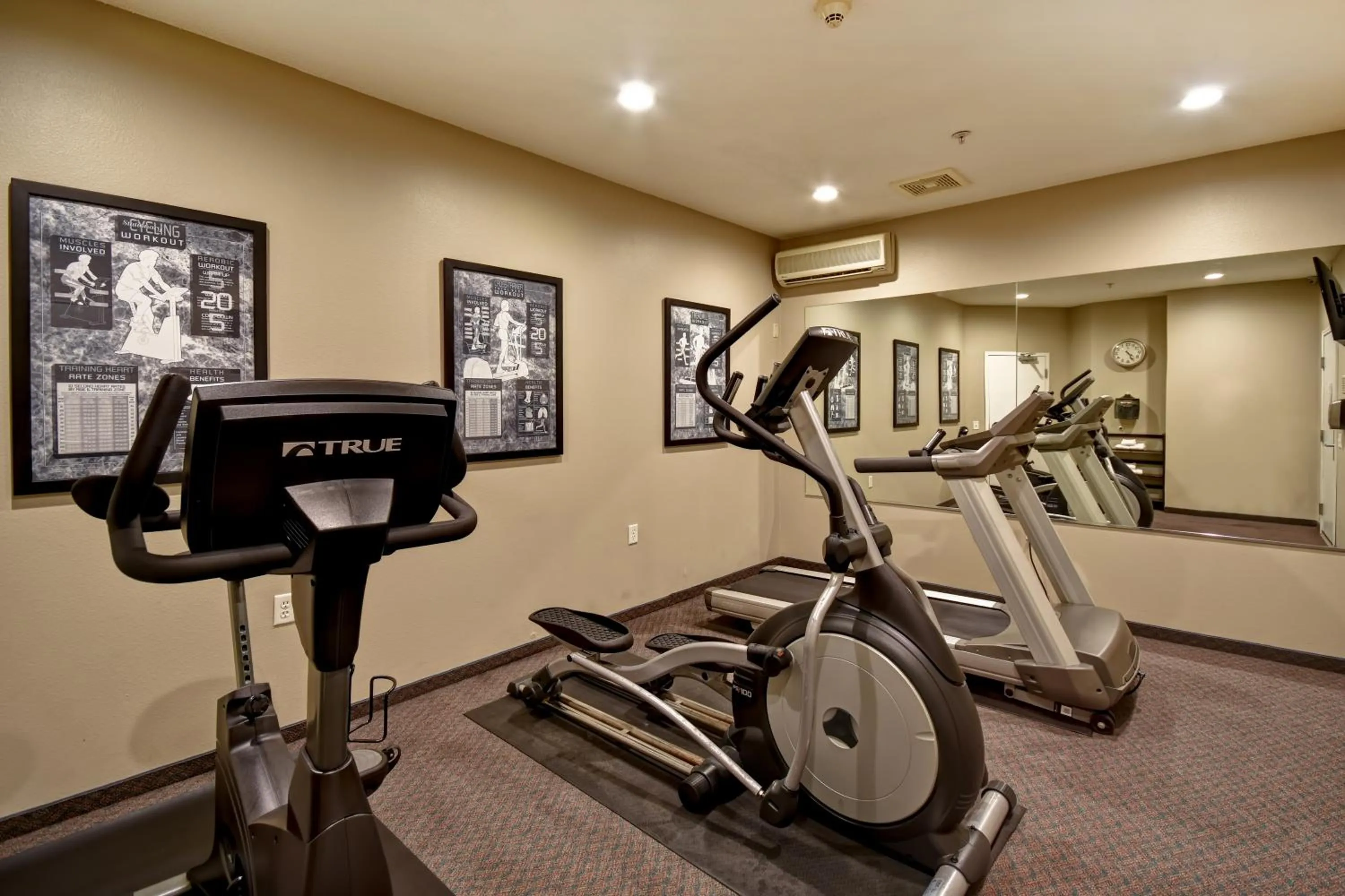 Fitness centre/facilities in GrandStay Hotel & Suites La Crosse