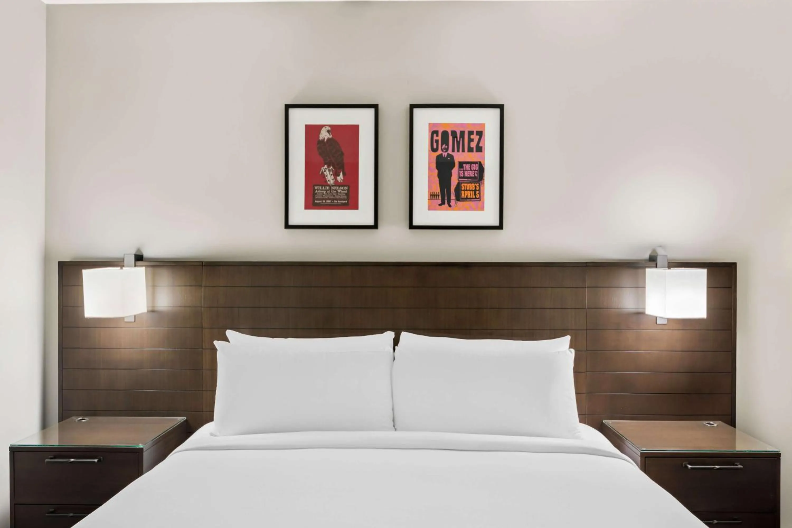 Bedroom, Bed in Sonesta Bee Cave Austin Hill Country