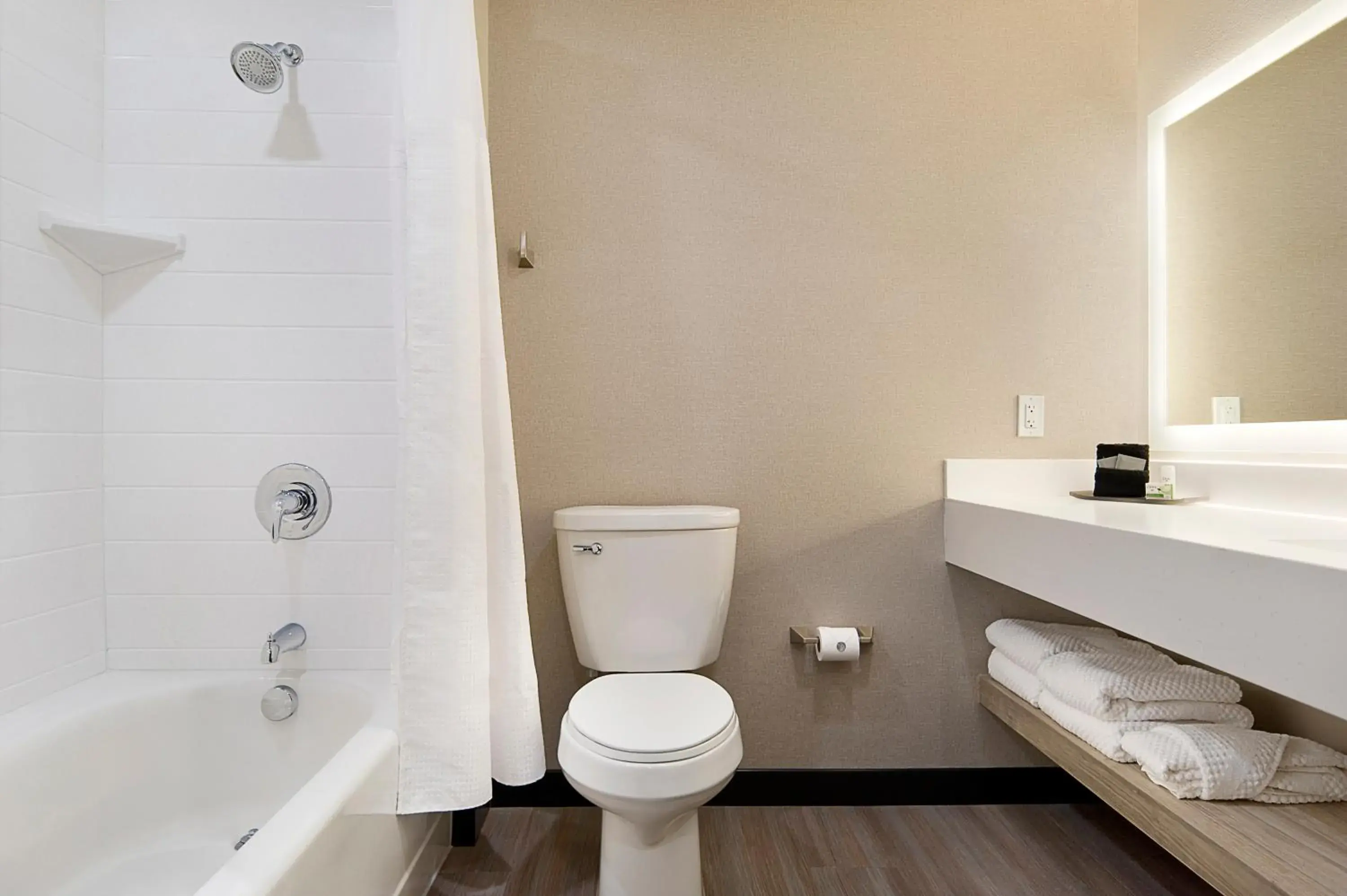 Standard King Room in ClubHouse Hotel & Suites Rapid City Standard King Room in ClubHouse Hotel & Suites Rapid City