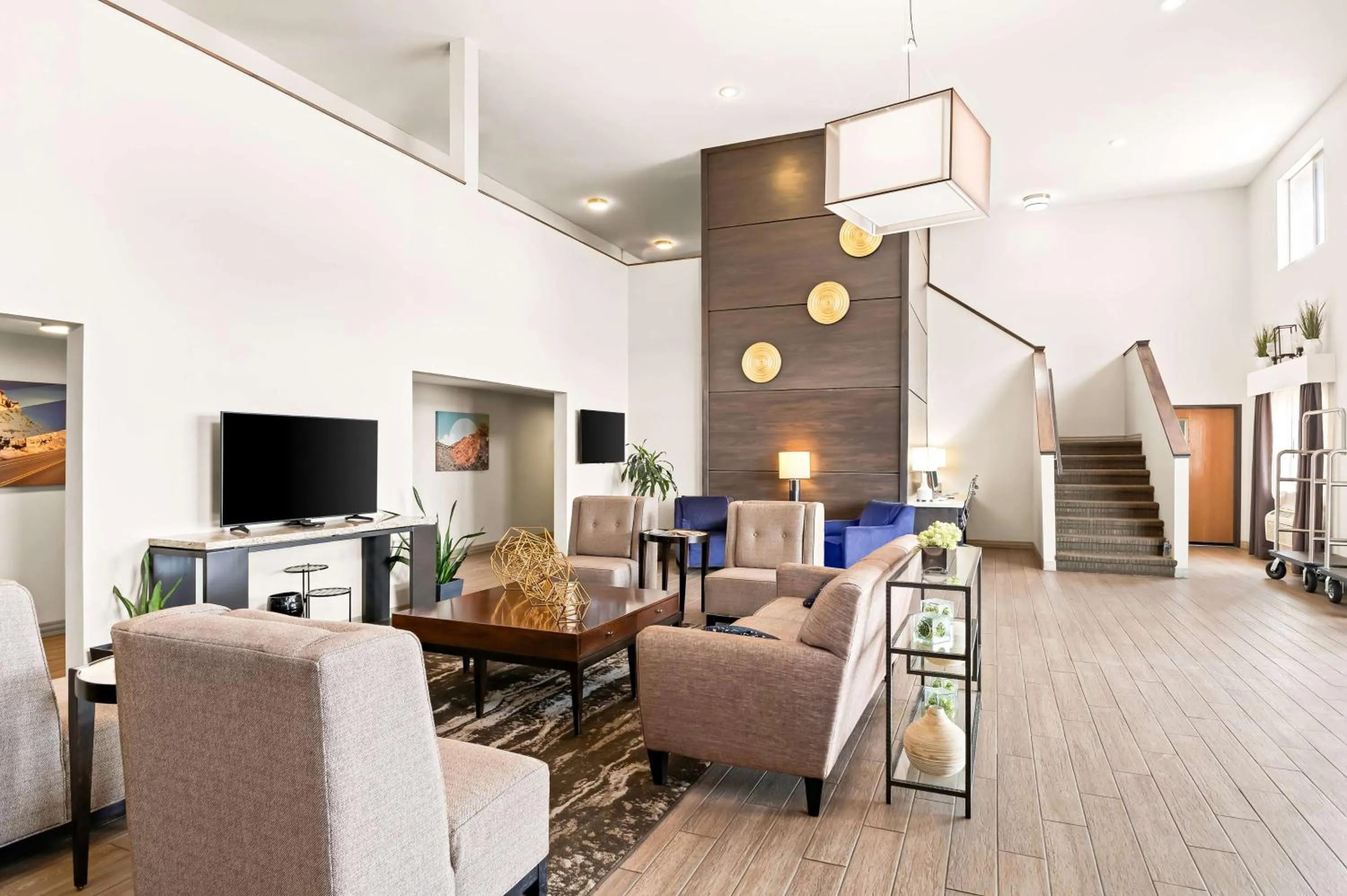 Lobby or reception in Best Western Snowflake Inn