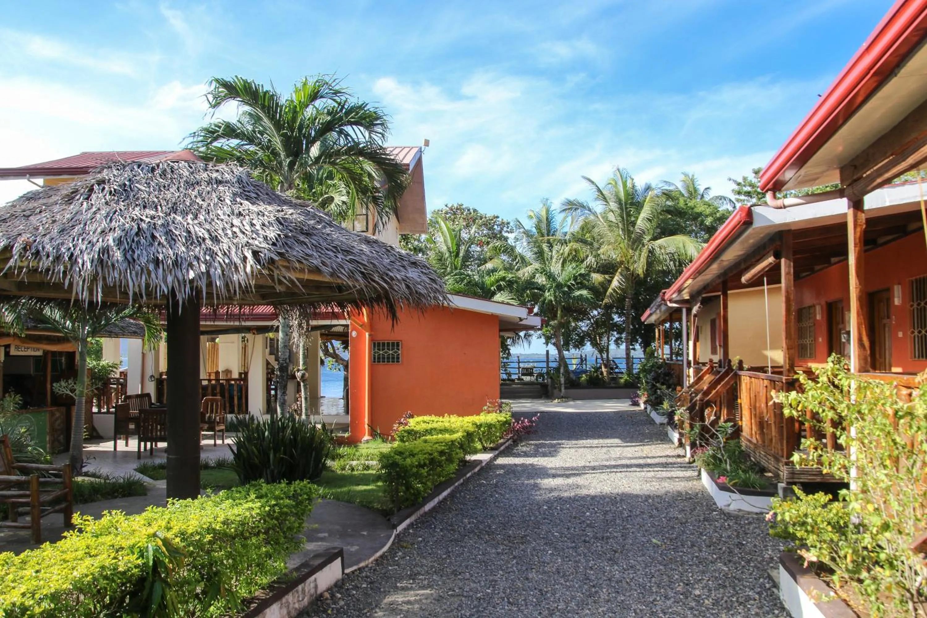 Restaurant/places to eat in Isla Hayahay Beach Resort and Restaurant