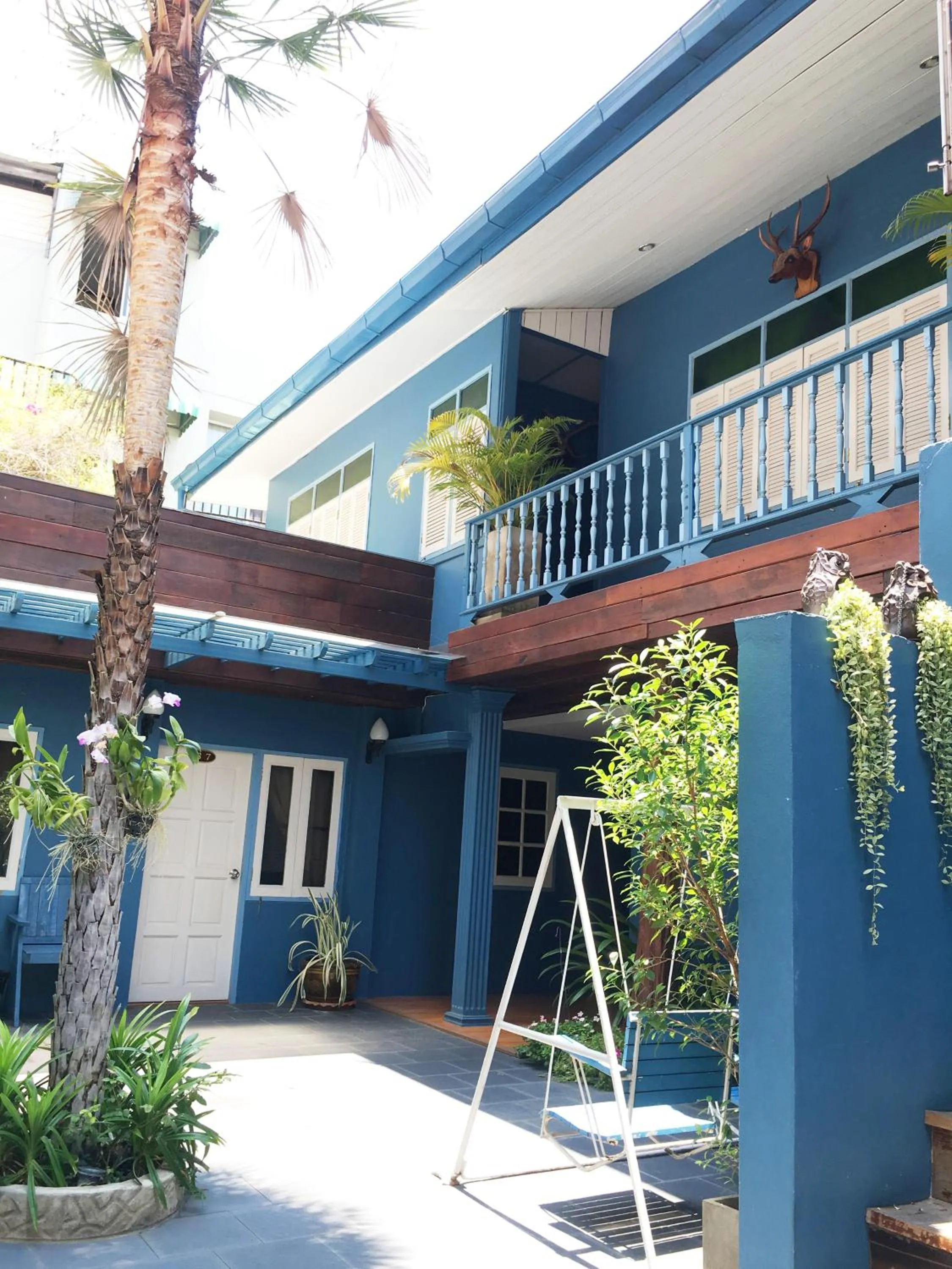 American breakfast in Blue Chang House