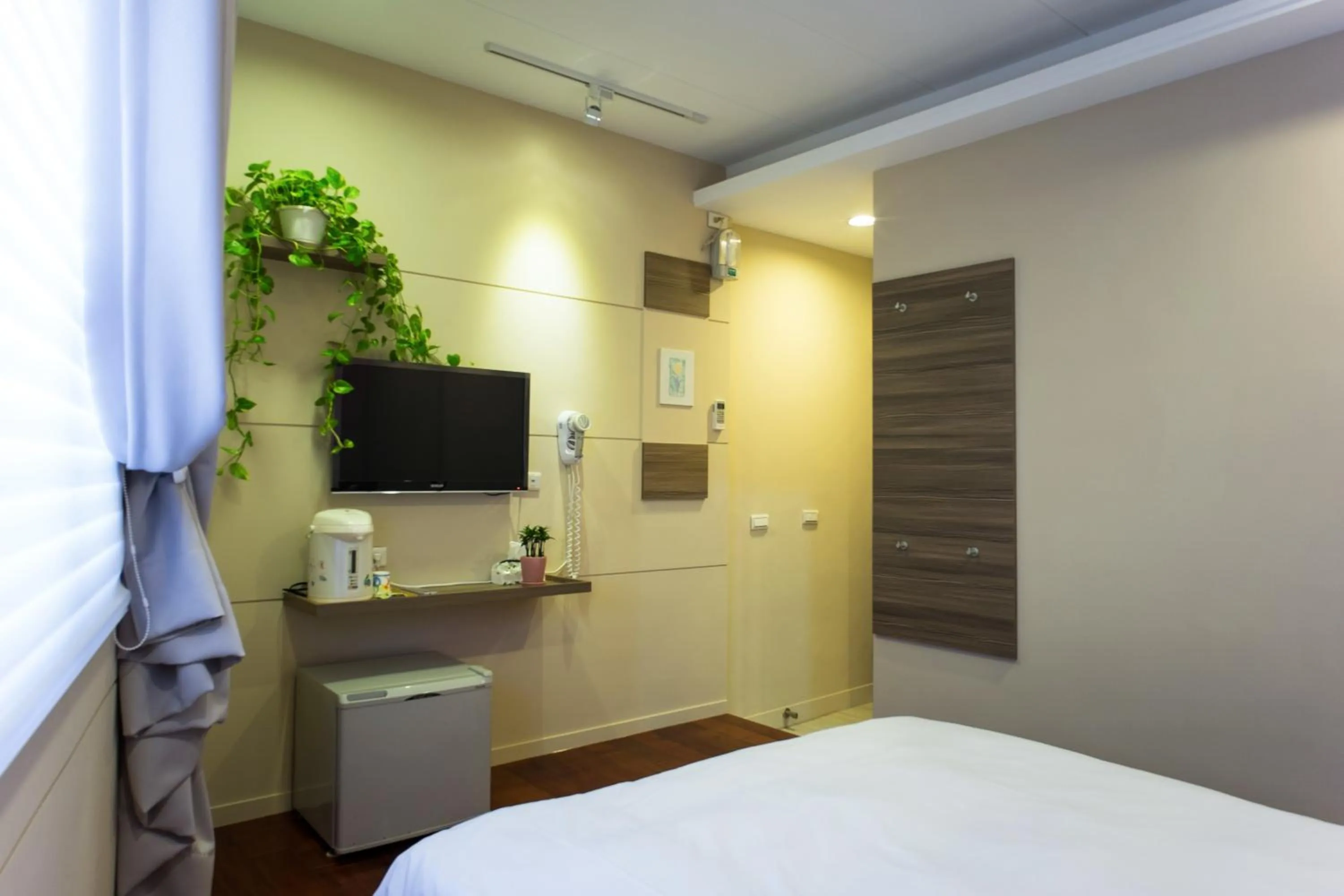 Shower, Bed in Bei Pin B&B