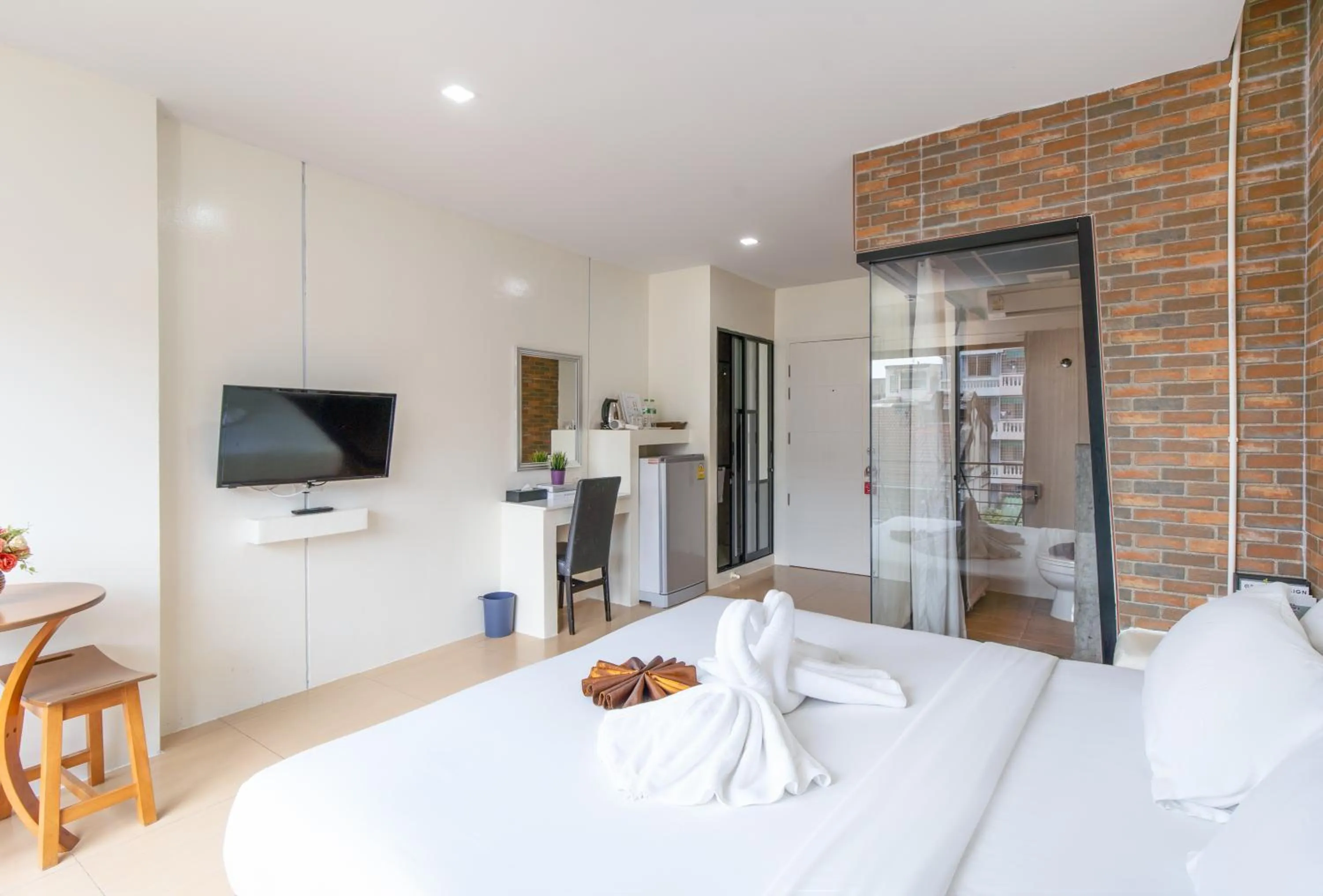 Bed in Baron Zotel Bangkok SHA PLUS