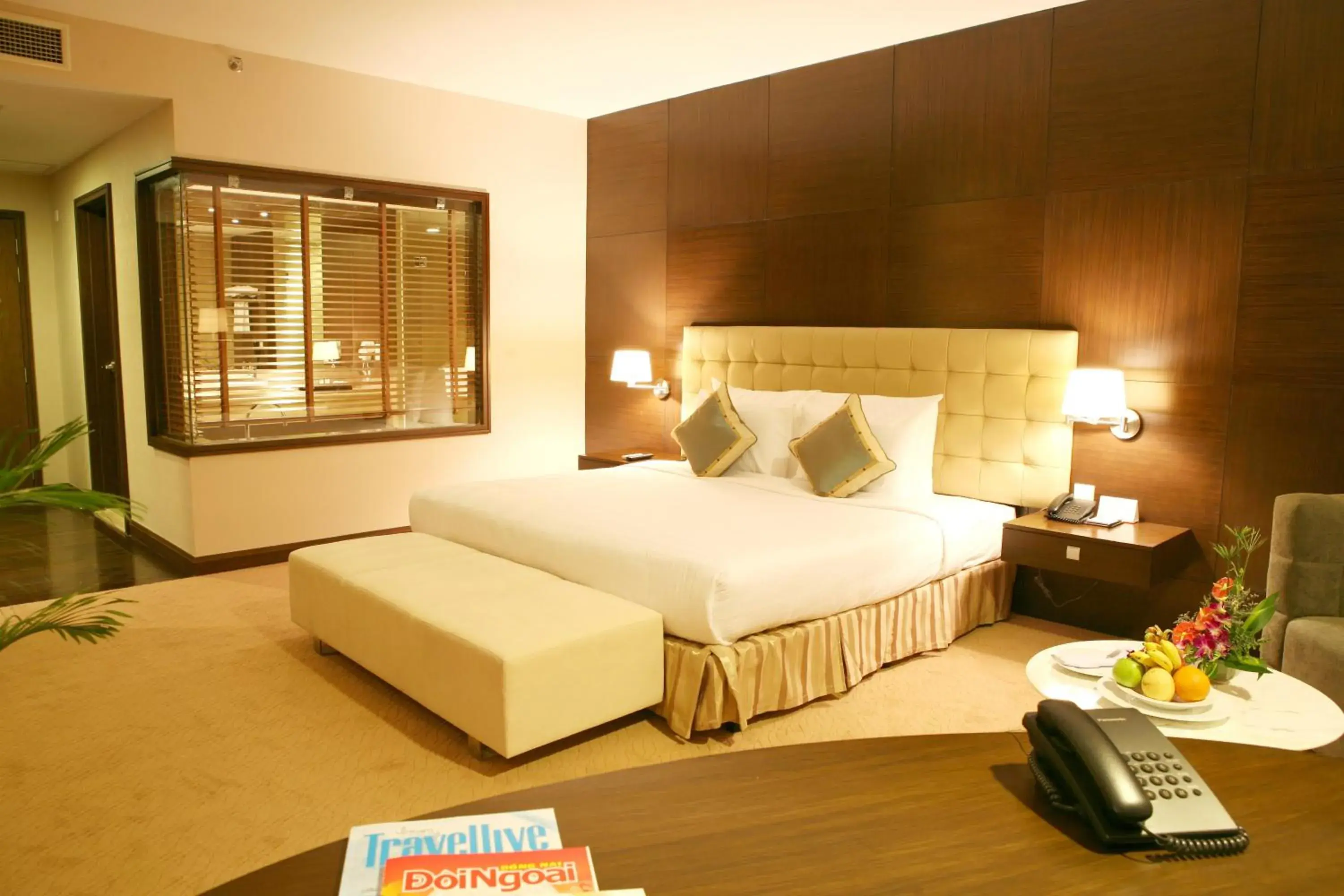 Deluxe King Suite in AURORA Hotel Plaza Deluxe King Suite in AURORA Hotel Plaza