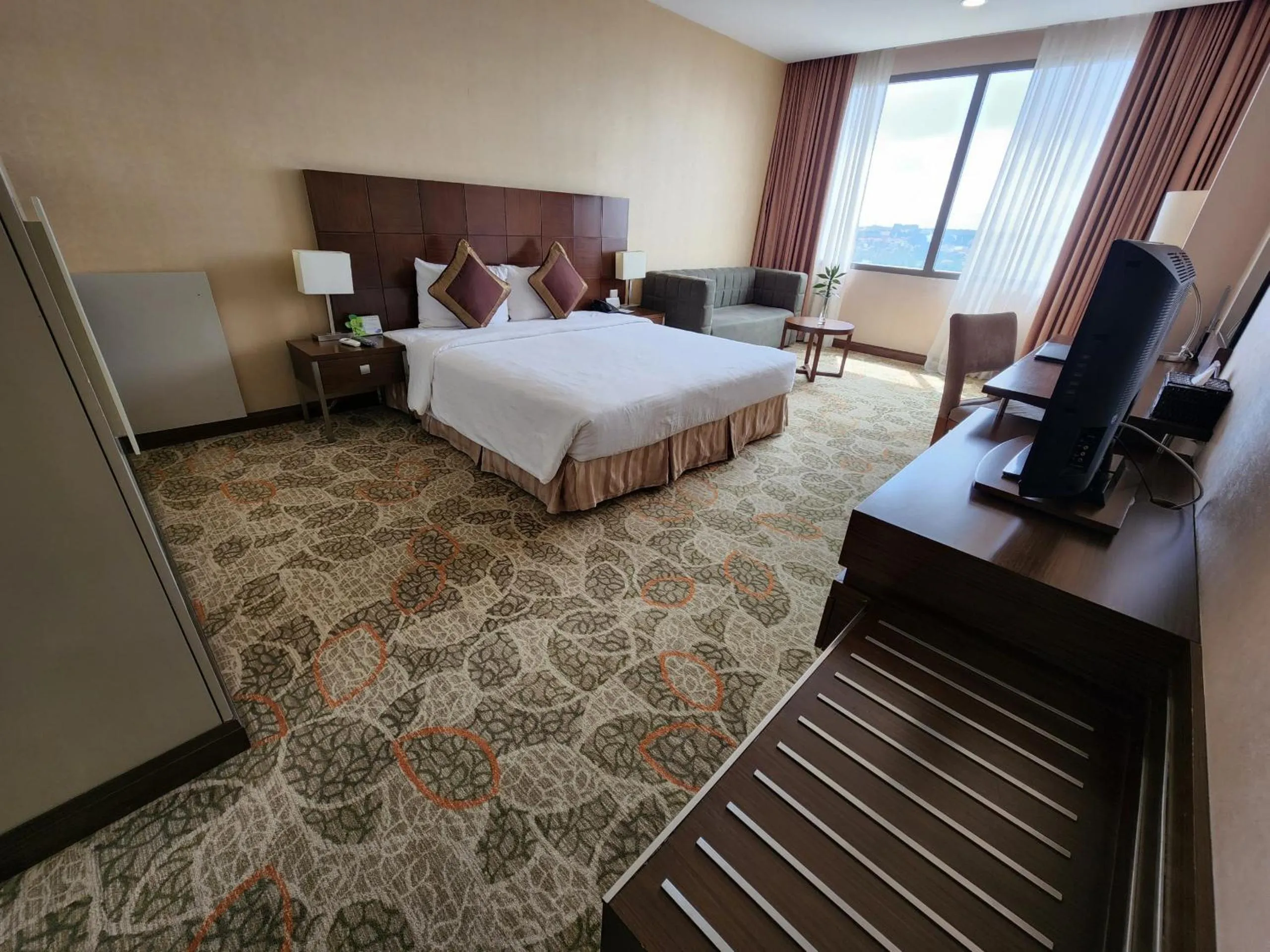 Photo of the whole room, Bed in AURORA Hotel Plaza
